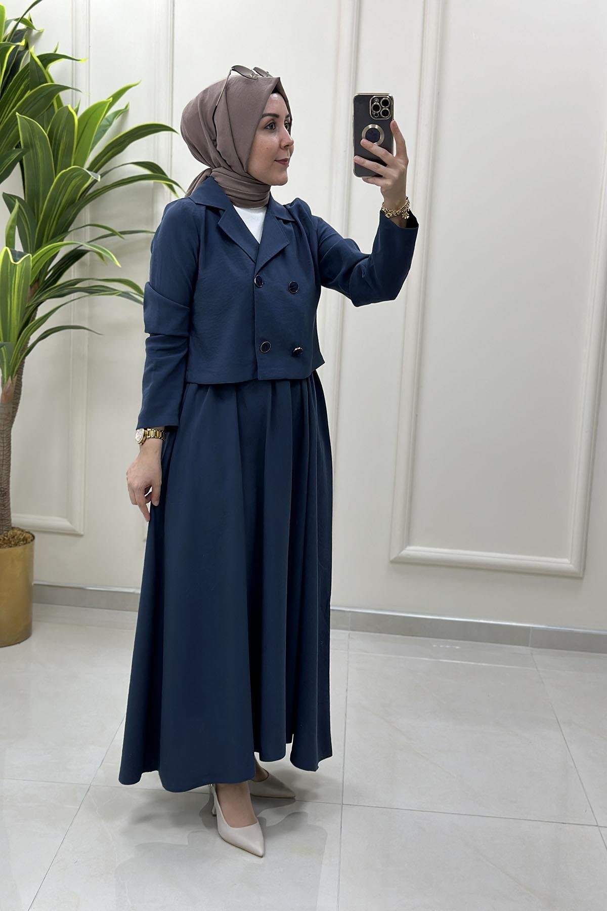 Tesettür Etekli TakımKruvaze Yaka Ceket ve Kloş Etek Kadın İkili Takım İndigo CNR 2170