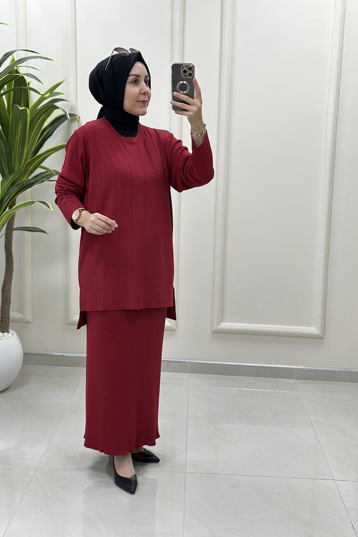 Tesettür Etekli TakımRayon Bluz ve Kalem Etek Kadın İkili Takım Bordo BLG 4902