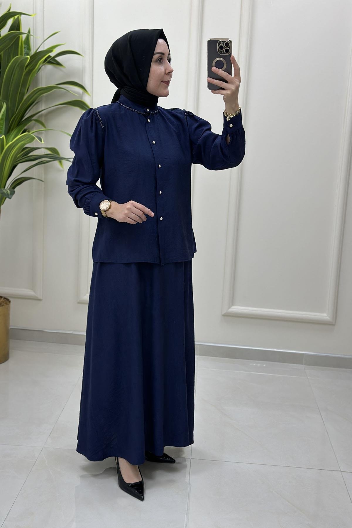 Tesettür Etekli TakımYaka ve Omuz İnci Detaylı Gömlek ve Kloş Etek Kadın İkili Takım Lacivert CNR 2176