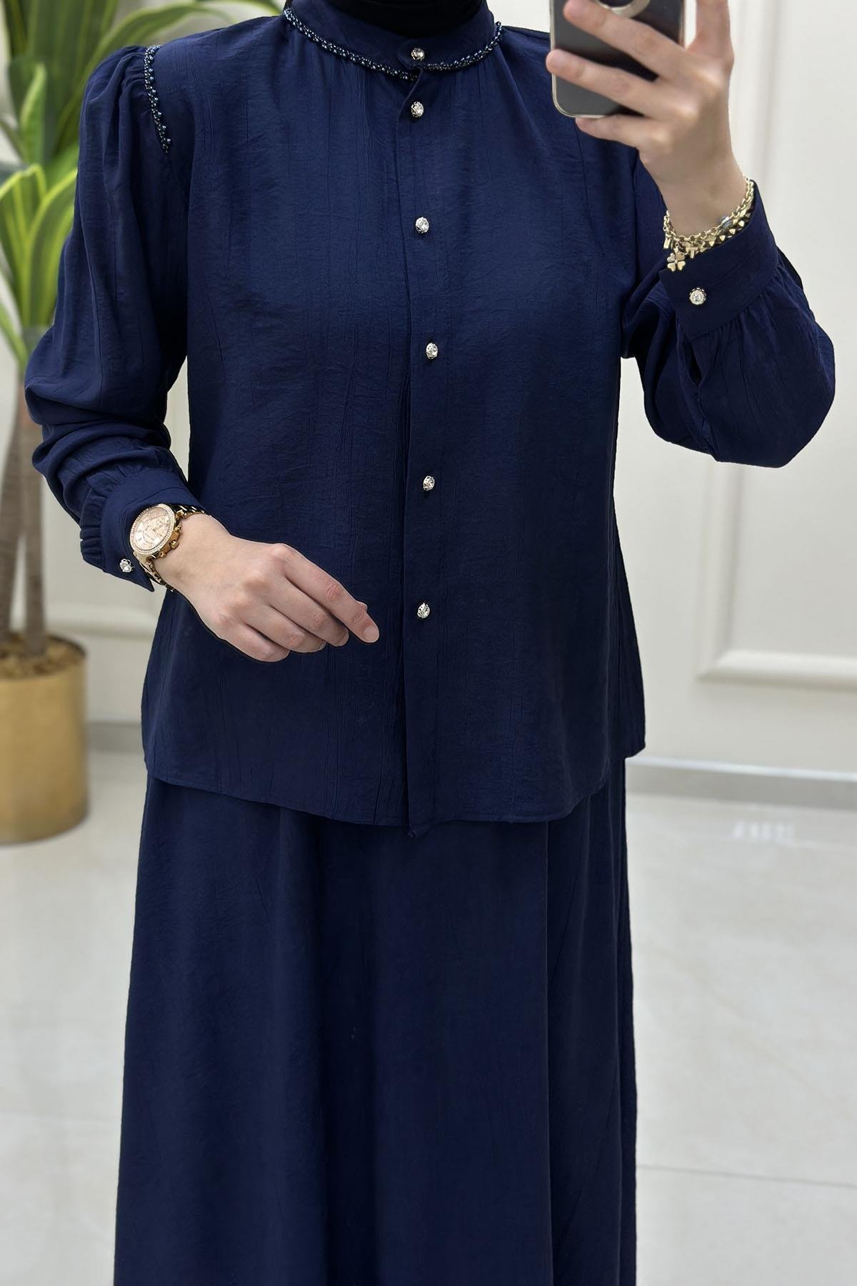 Tesettür Etekli TakımYaka ve Omuz İnci Detaylı Gömlek ve Kloş Etek Kadın İkili Takım Lacivert CNR 2176