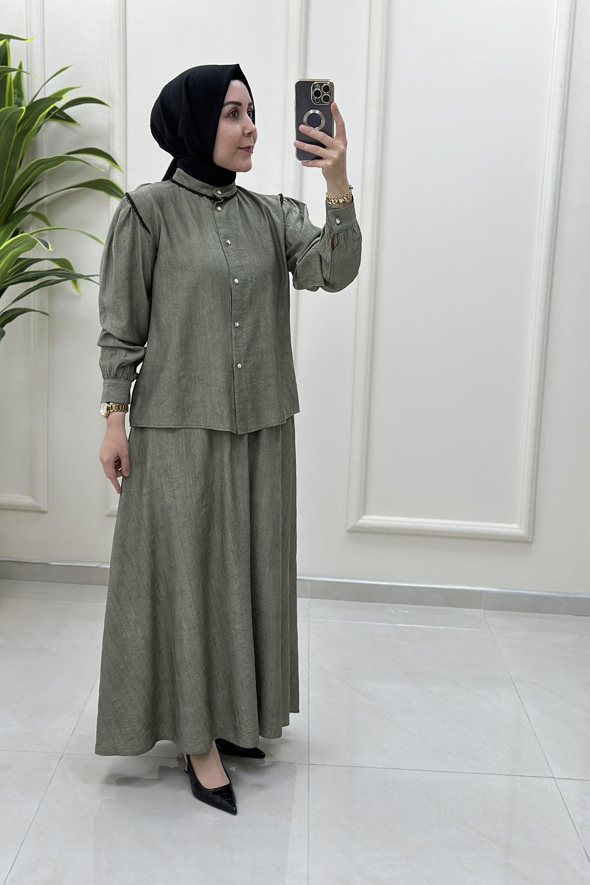 Tesettür Etekli TakımYaka ve Omuz İnci Detaylı Gömlek ve Kloş Etek Kadın İkili Takım Haki CNR 2176