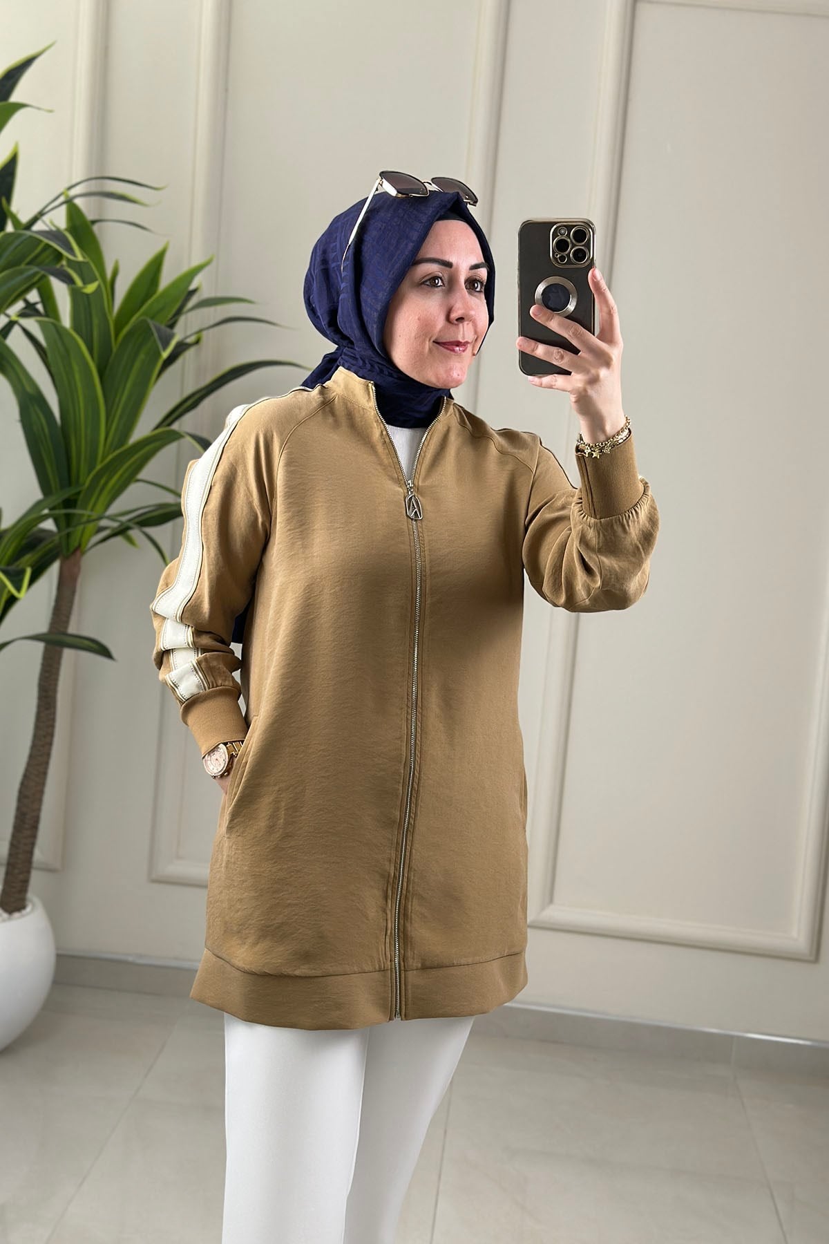 Tesettür Giy Çık KapArmine Trend Önü Fermuarlı Kol Şerit Detaylı Kadın Giyçık Hardal ARM 434