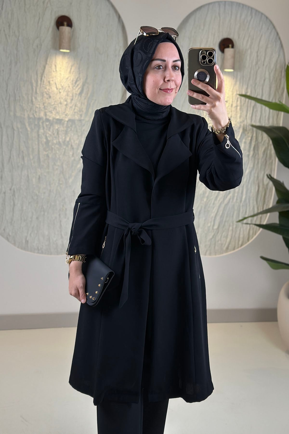 Tesettür Giy Çık KapKruvaze Yaka Kol Fermuarlı Cepli Kuşaklı Kadın Giyçık Siyah MLH 2692
