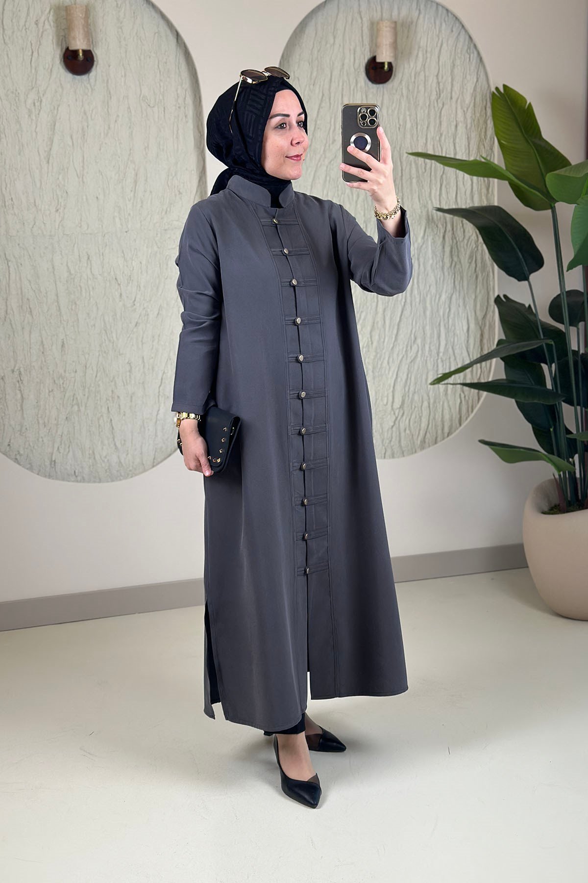 Tesettür Giy Çık KapModal Tensel Önü Biritli Düğmeli Uzun Kadın Giyçık Kap Antrasit KADO 268580