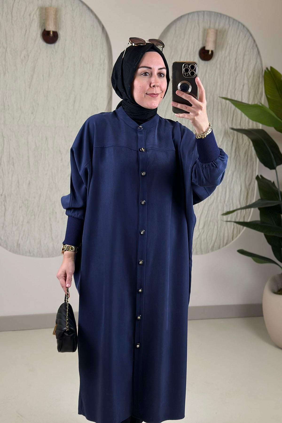 Tesettür Giy Çık KapModal Tensel Önü Düğmeli Yarasa Kol Ribanalı Kadın Giyçık Kap Lacivert KADO 268442