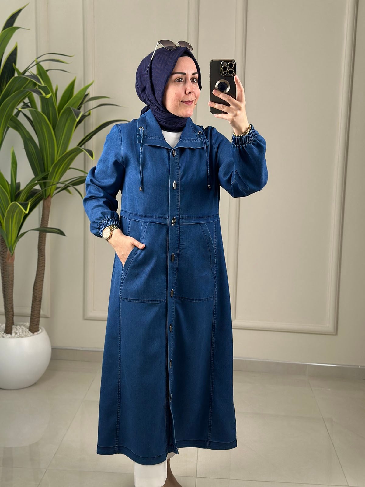 Tesettür Giy Çık KapTensel Önü Çıtçıtlı Cepli Kadın Giyçık Kap Koyu Mavi BRL 1159