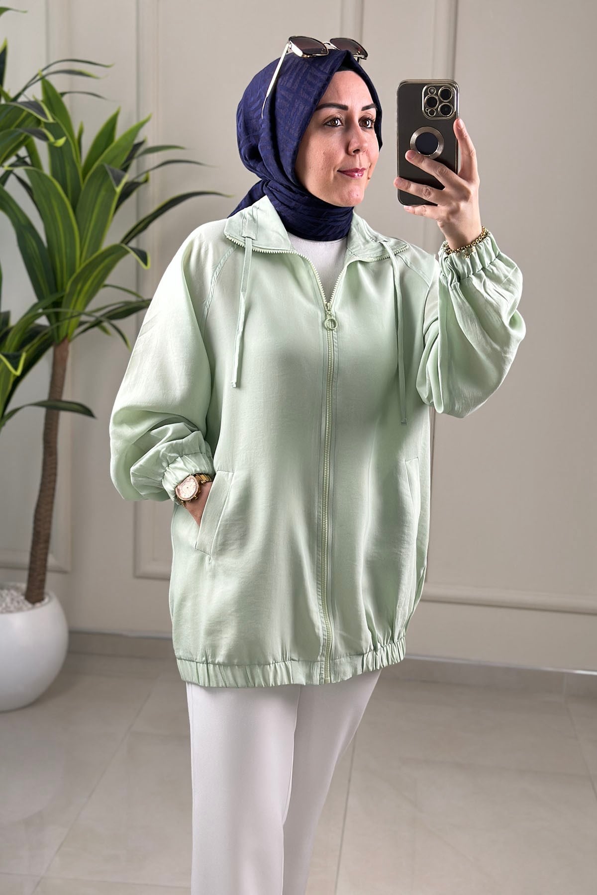 Tesettür Giy Çık KapTensel Reglan Kol Önü Fermuarlı Kadın Bomber Giyçık Yeşil EYL 2061