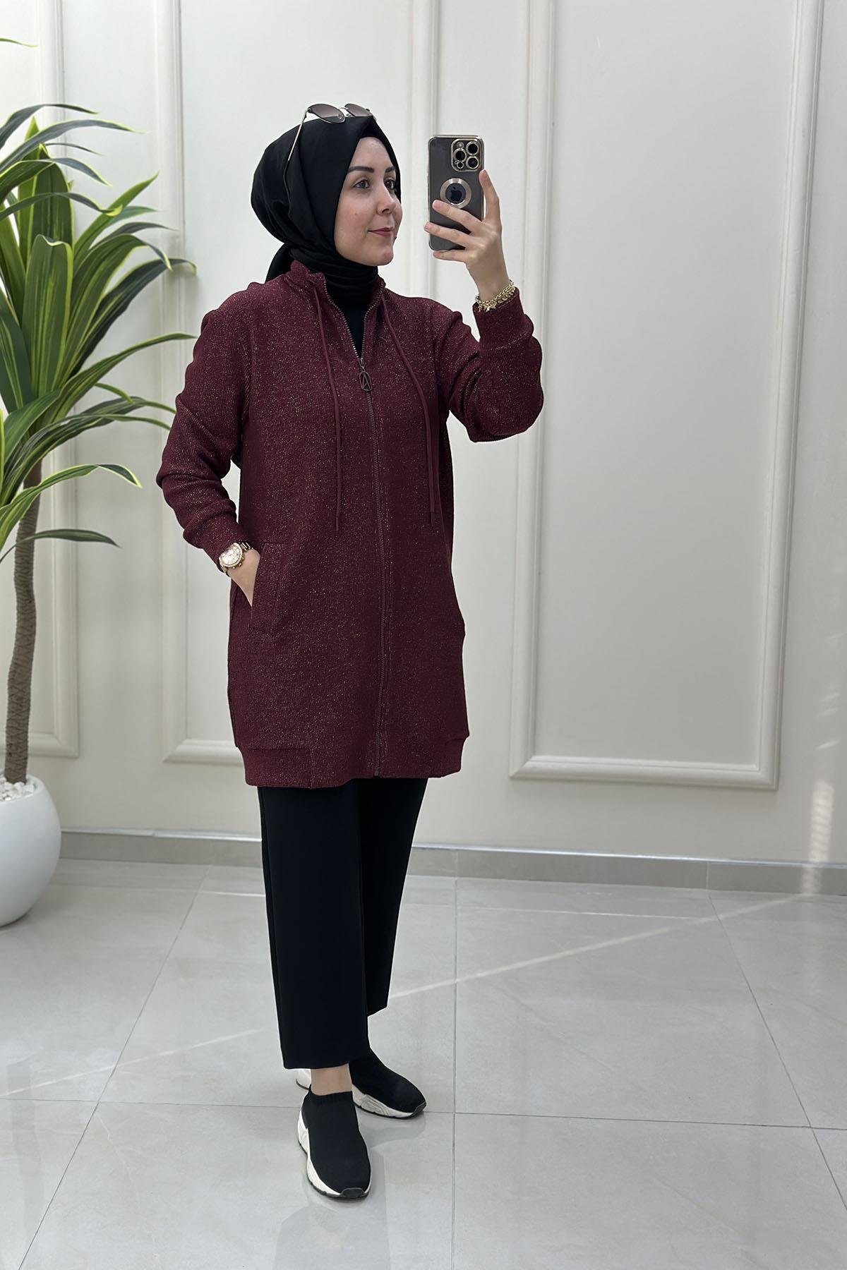 Tesettür HırkaArmine Trend Önü Fermuarlı Cepli Kadın Örme Hırka Bordo ARM 555