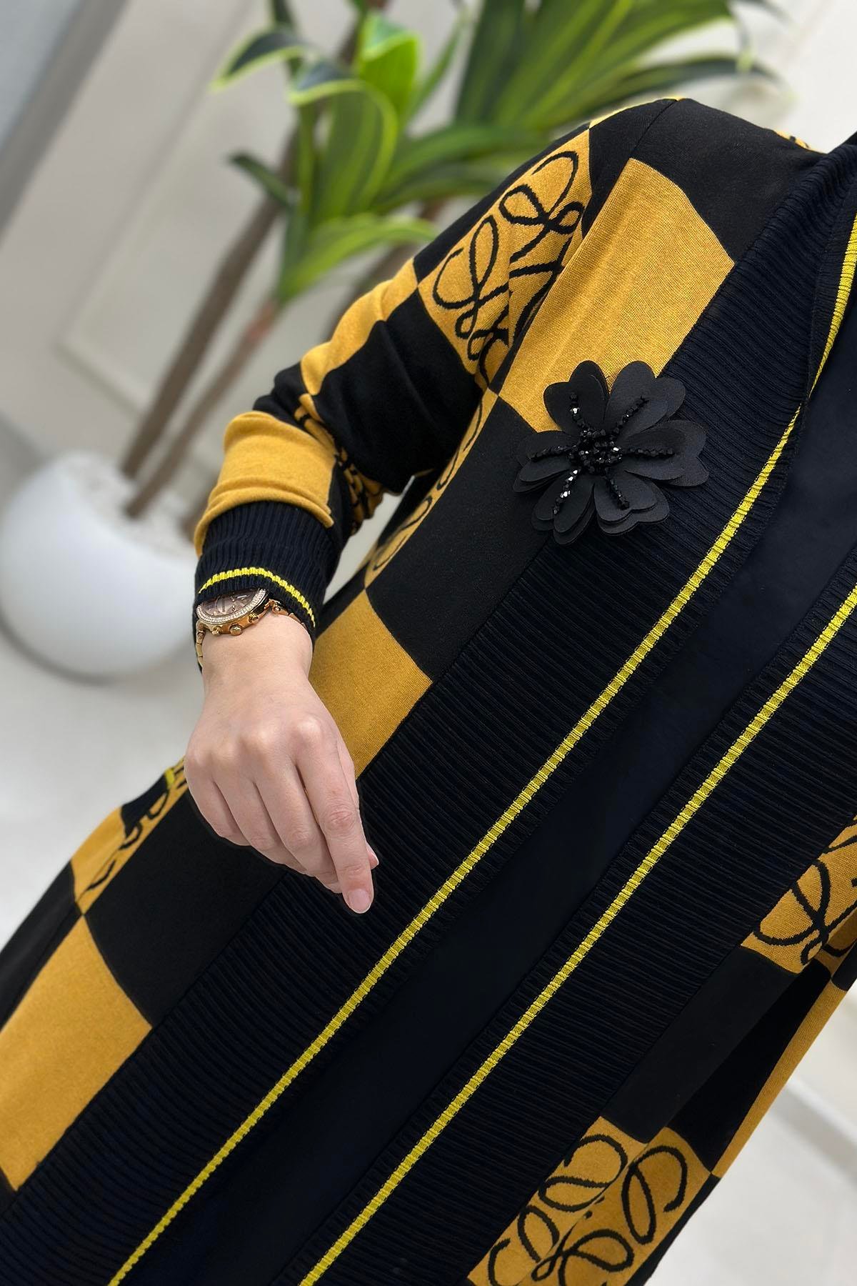 Tesettür HırkaKendinden Desenli Ribanalı Kadın Triko Hırka Hardal ELR 601