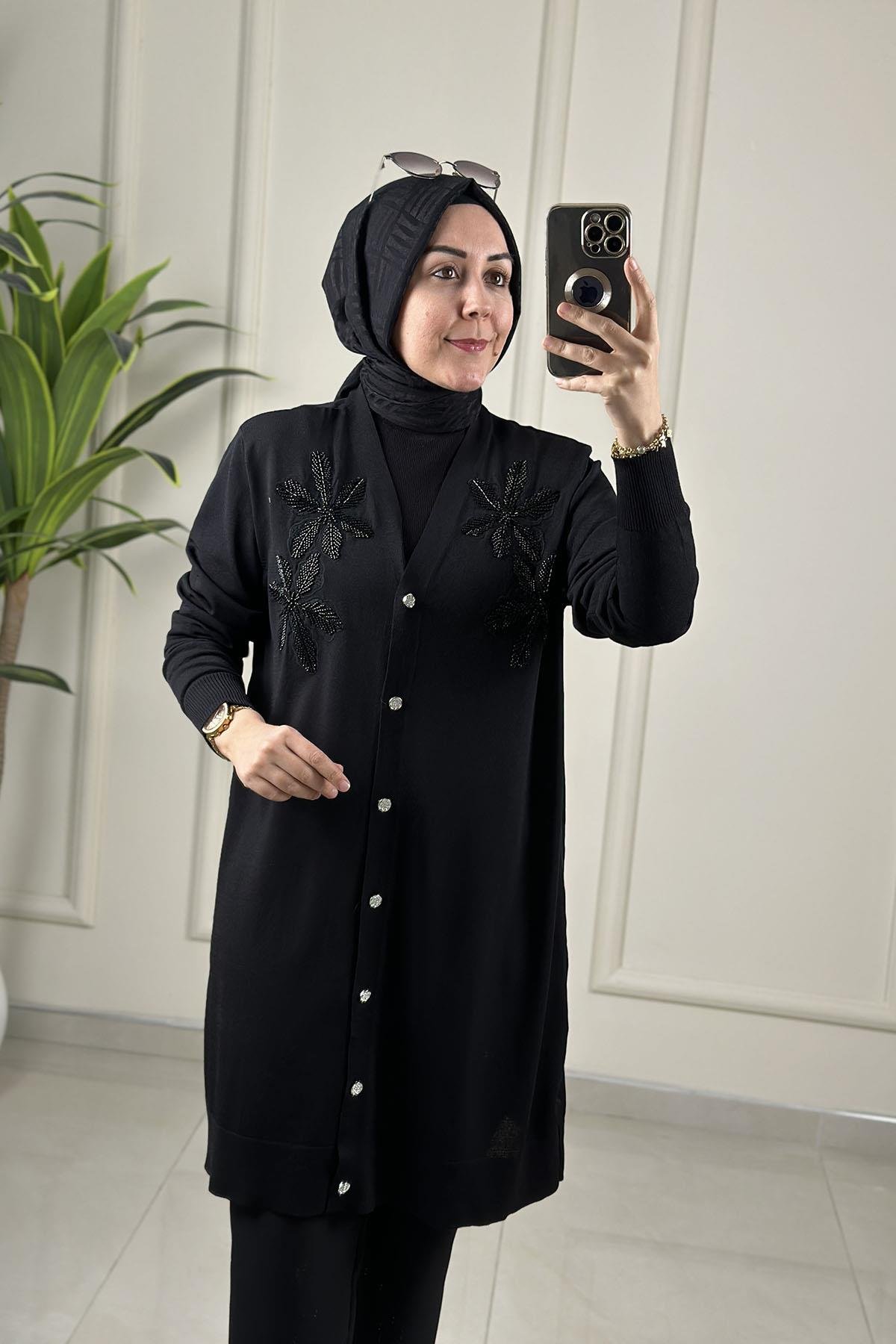 Tesettür HırkaÖnü Düğmeli Çiçek Nakışlı Merserize Kadın Hırka Siyah SFF 145110