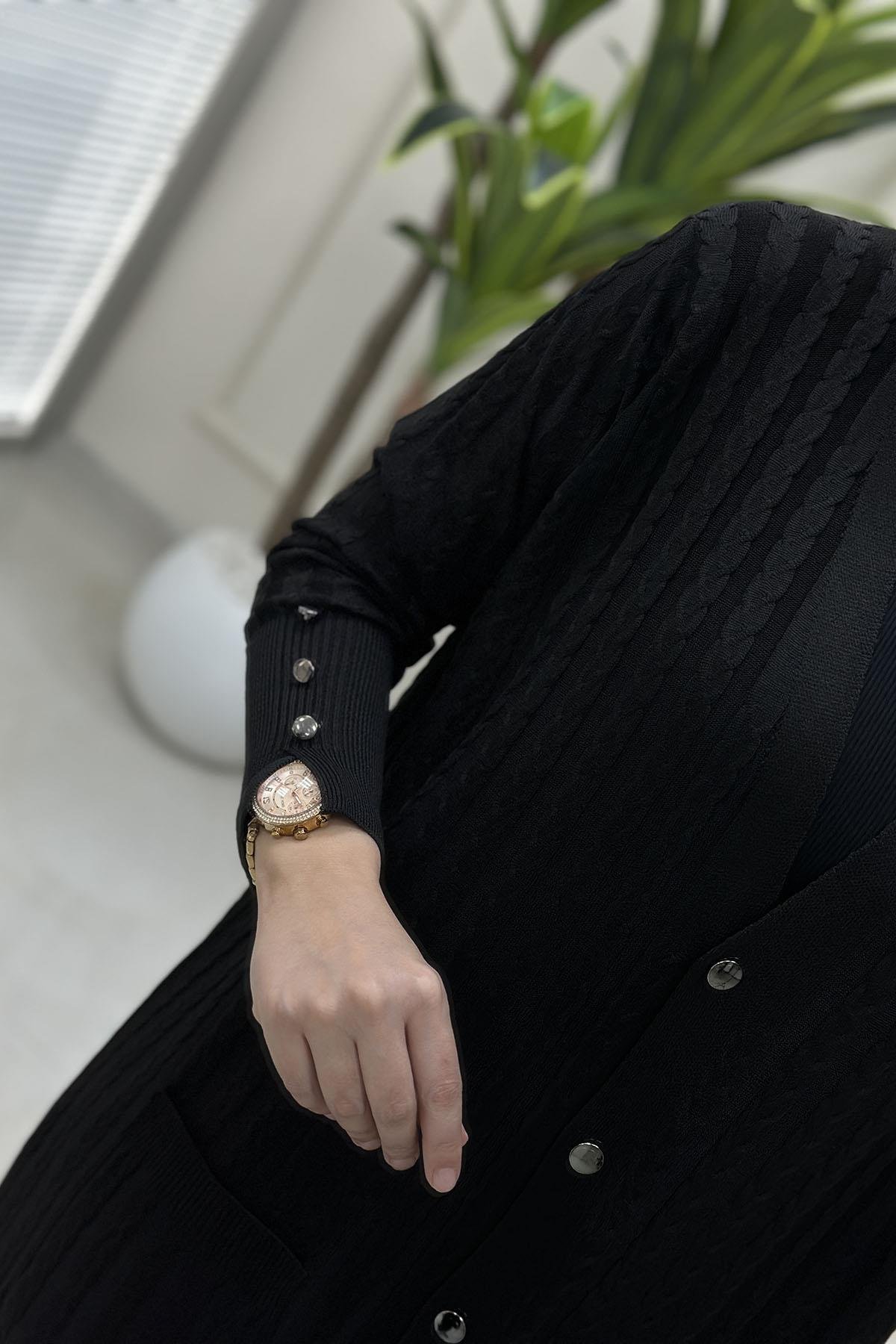 Tesettür HırkaÖrgü Desen Önü Düğmeli Cepli Kadın Triko Hırka Siyah KADO 2725036