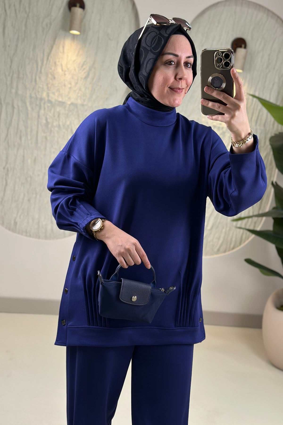 Tesettür İkili TakımModal Oysho Önü Pilise Detaylı Tunik ve Paça Düğmeli Pantolon Kadın İkili Takım Koyu Saks Mavisi NRV 24605