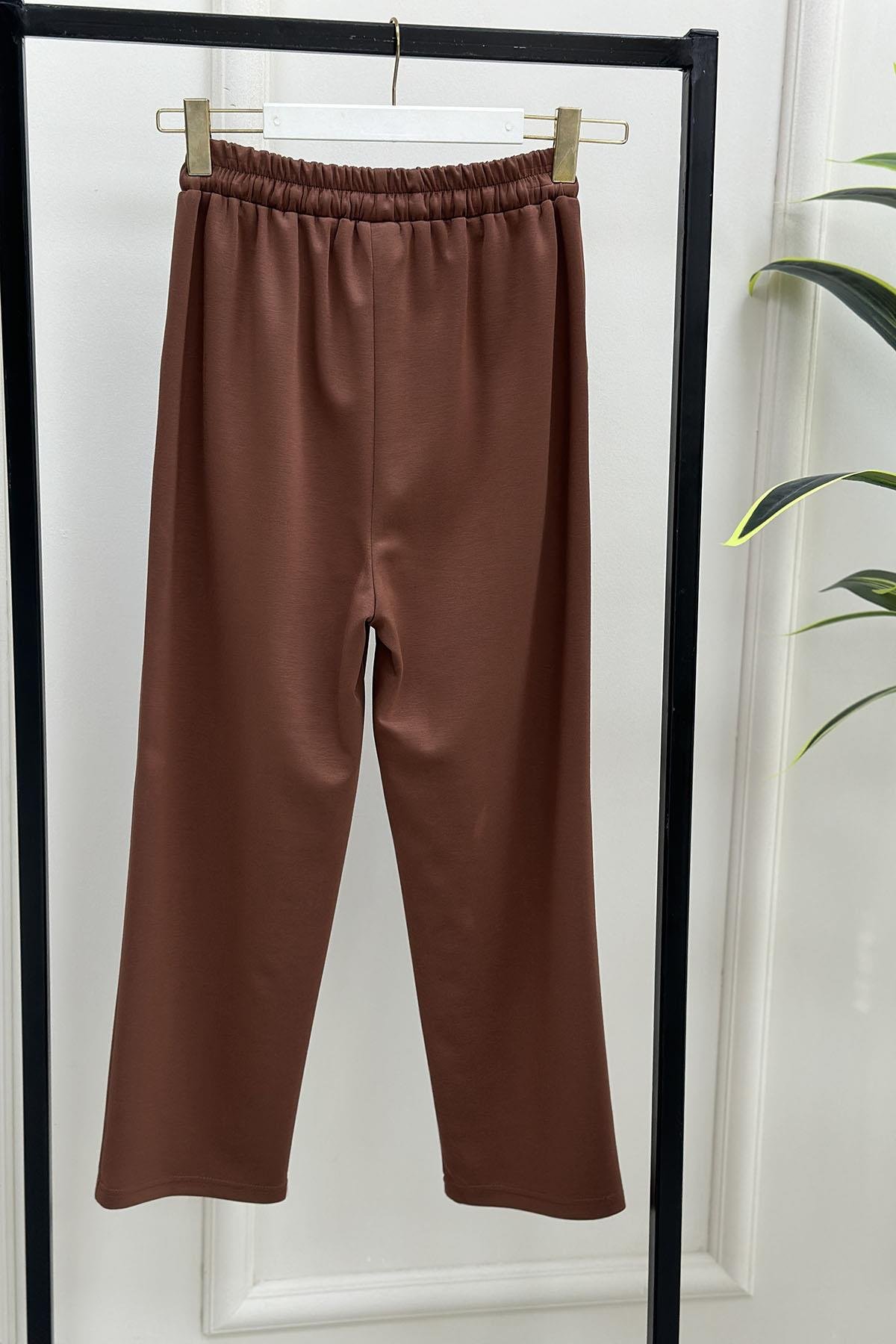 Tesettür PantolonBeli Lastikli Önü Çimalı Havuç Kesim Oysho Kadın Pantolon Taba VOL 3001