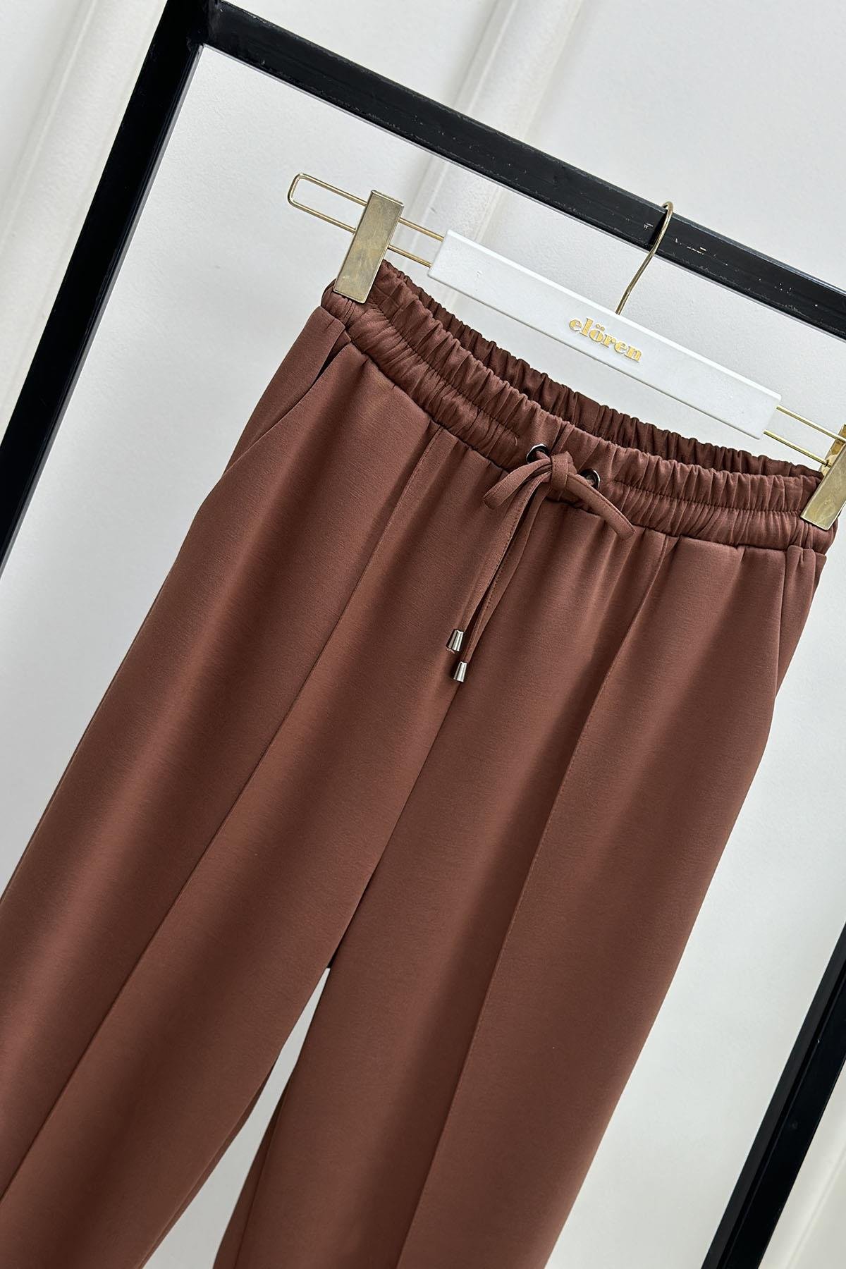 Tesettür PantolonBeli Lastikli Önü Çimalı Havuç Kesim Oysho Kadın Pantolon Taba VOL 3001