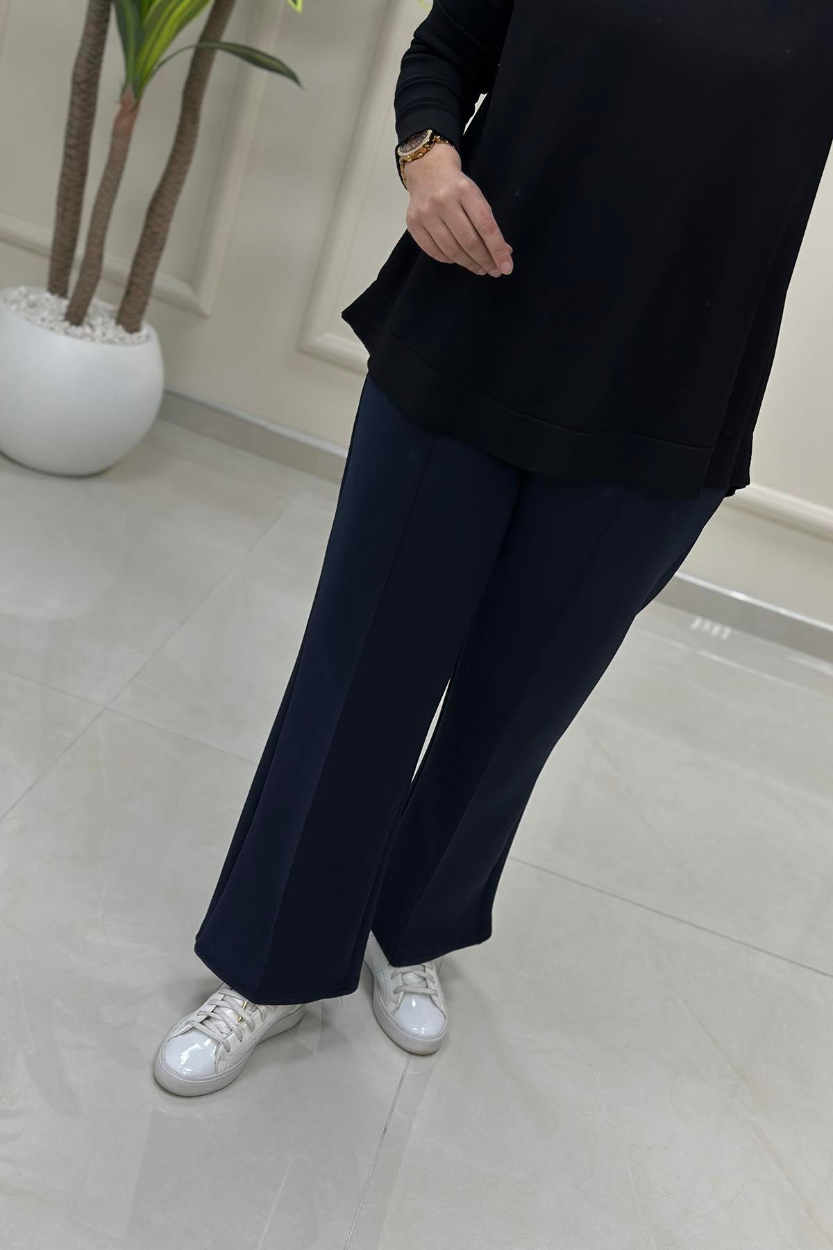 Tesettür PantolonBeli Lastikli Önü Nervürlü Cepli Scuba Pantolon Lacivert AVZ 2601