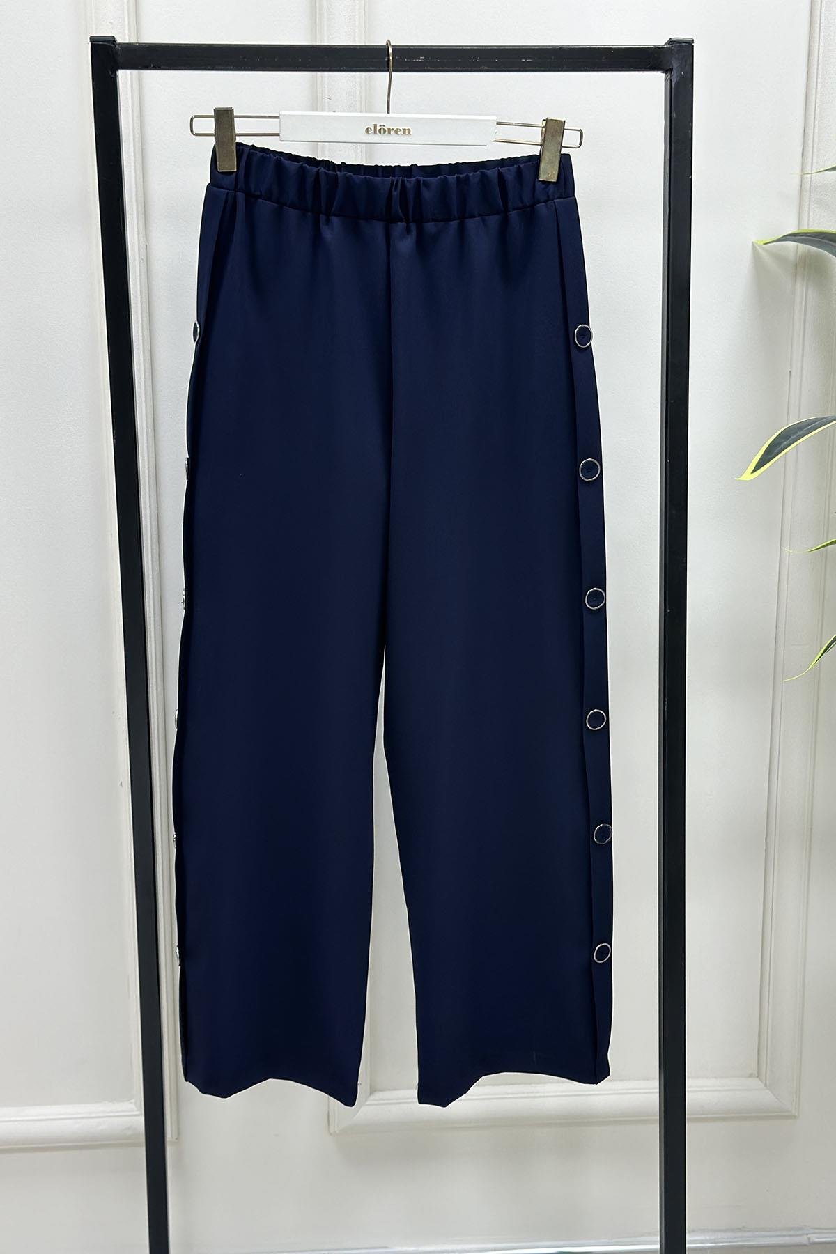 Tesettür PantolonBeli Lastikli Yanı Düğmeli Bol Paça Kadın Pantolon Lacivert MLH 6022
