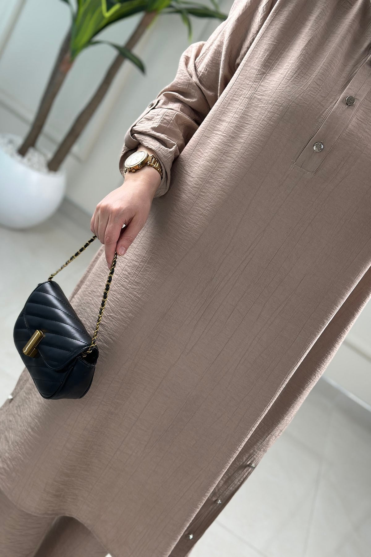 Tesettür Pantolonlu Takım Önü Yarım Çıtçıtlı Katlama Kol Tunik ve Pantolon Kadın İkili Takım Vizon KADO 263230