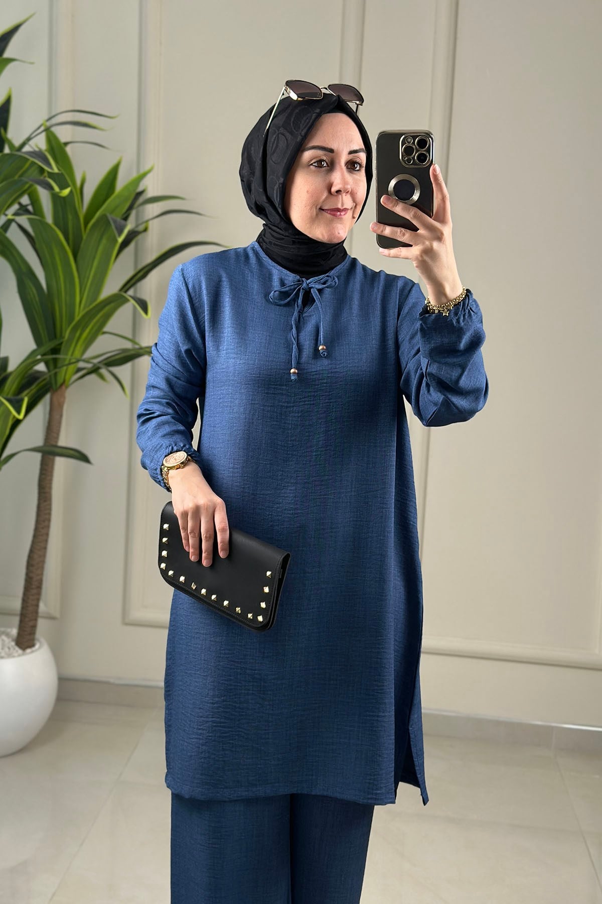 Tesettür Pantolonlu Takım Yaka İp Detaylı Kolu Büzgülü Tunik ve Pantolon Kadın İkili Takım İndigo KADO 263466