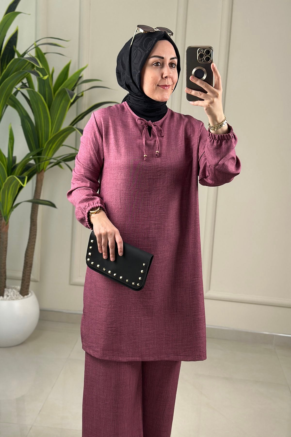 Tesettür Pantolonlu Takım Yaka İp Detaylı Kolu Büzgülü Tunik ve Pantolon Kadın İkili Takım Gül Kurusu KADO 263466