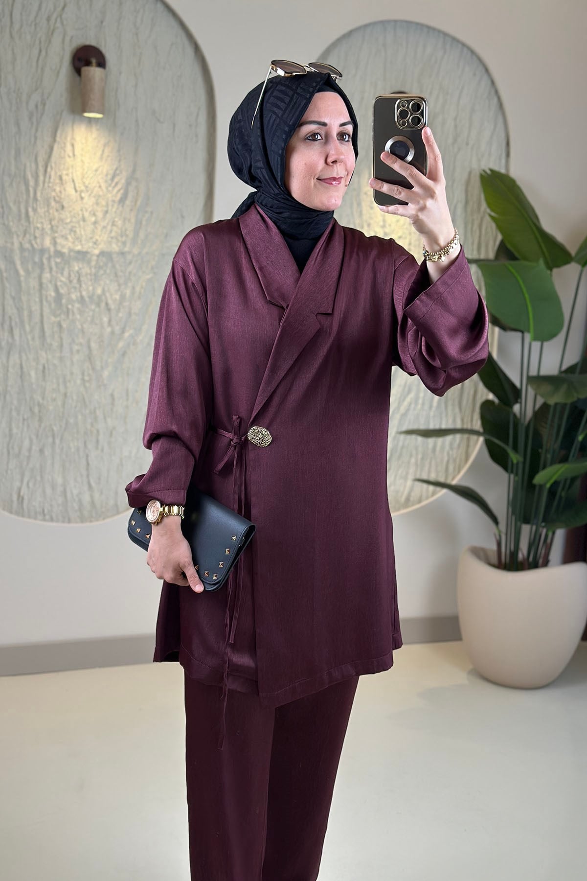 Tesettür Pantolonlu TakımBroş Detaylı Ceket ve Pantolon Kadın İkili Takım Bordo MLH 2694