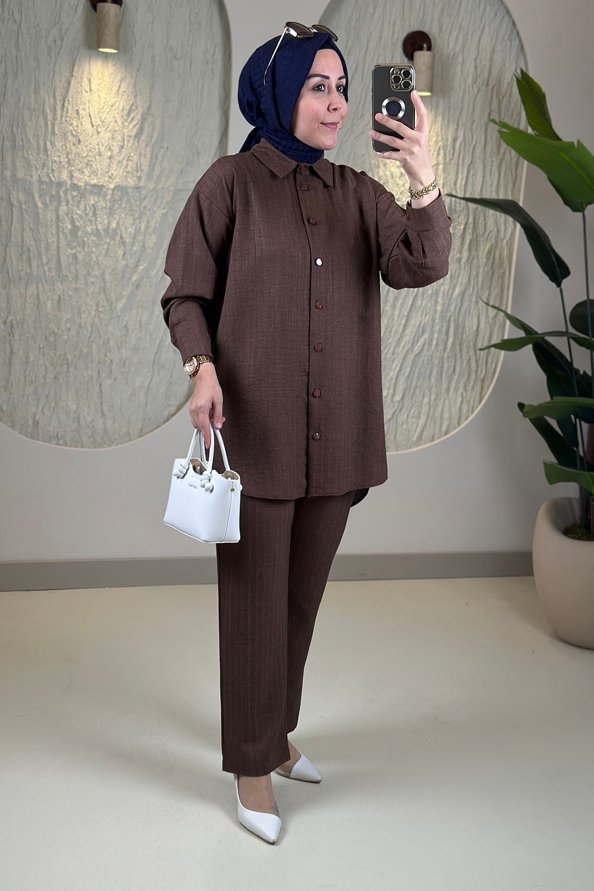 Tesettür Pantolonlu TakımDüşük Omuz Düğmeli Tunik ve Pantolon Kadın İkili Takım Kahverengi GNR 259