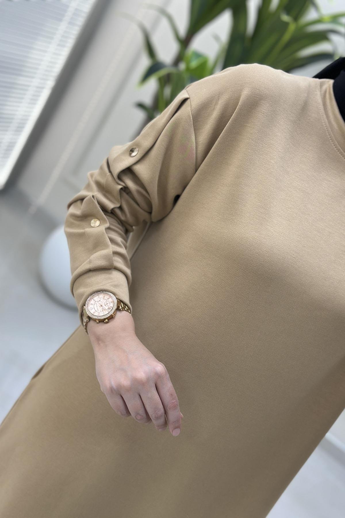 Tesettür Pantolonlu TakımDüşük Omuz Kol Zımba Detaylı Tunik ve Pantolon Kadın İkili Takım Camel KADO 9662