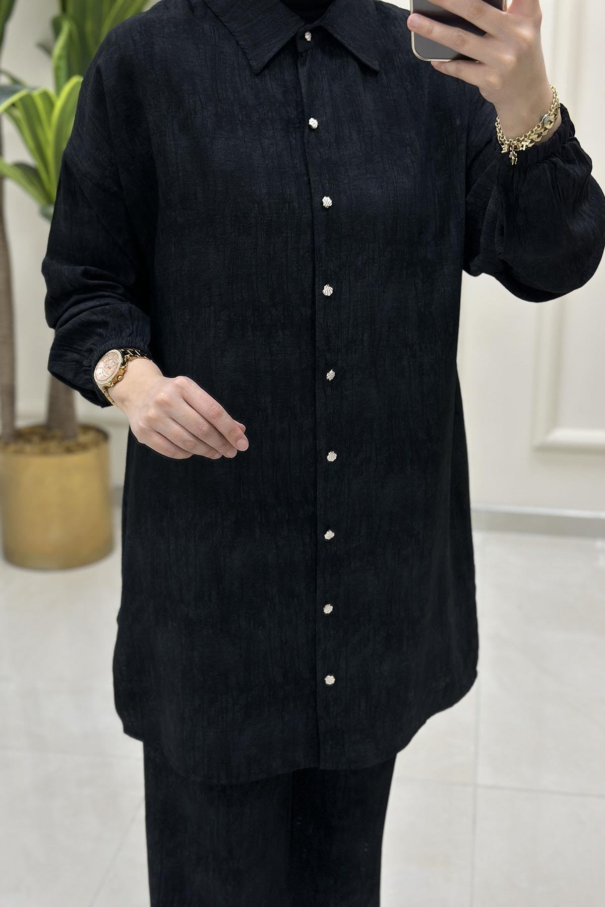 Tesettür Pantolonlu TakımDüşük Omuz Önü Düğmeli Tunik ve Pantolon Kadın İkili Takım Siyah KADO 251445