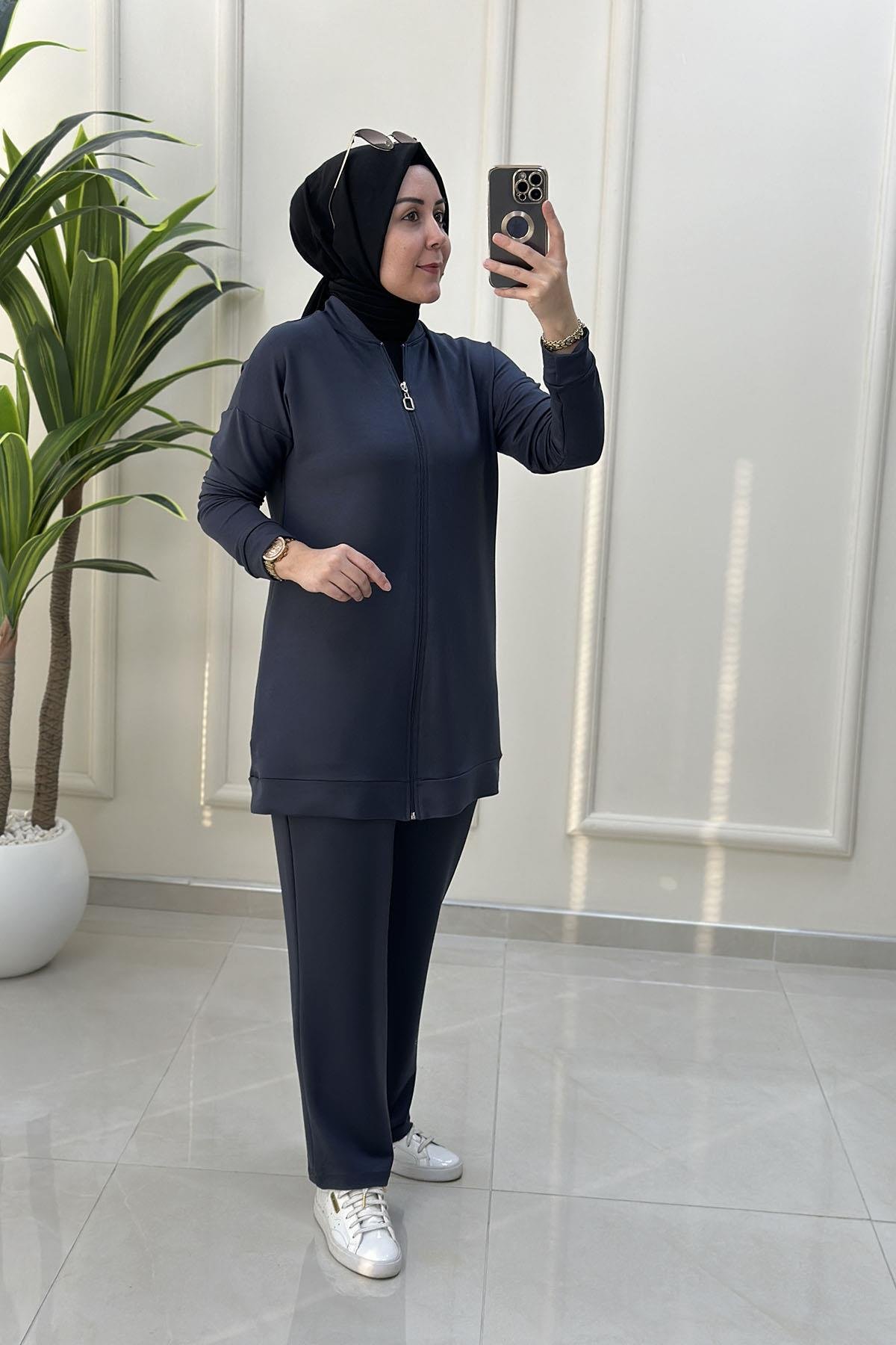 Tesettür Pantolonlu TakımDüşük Omuz Önü Fermuarlı Giyçık ve Pantolon Kadın İkili Takım Antrasit KADO 257306