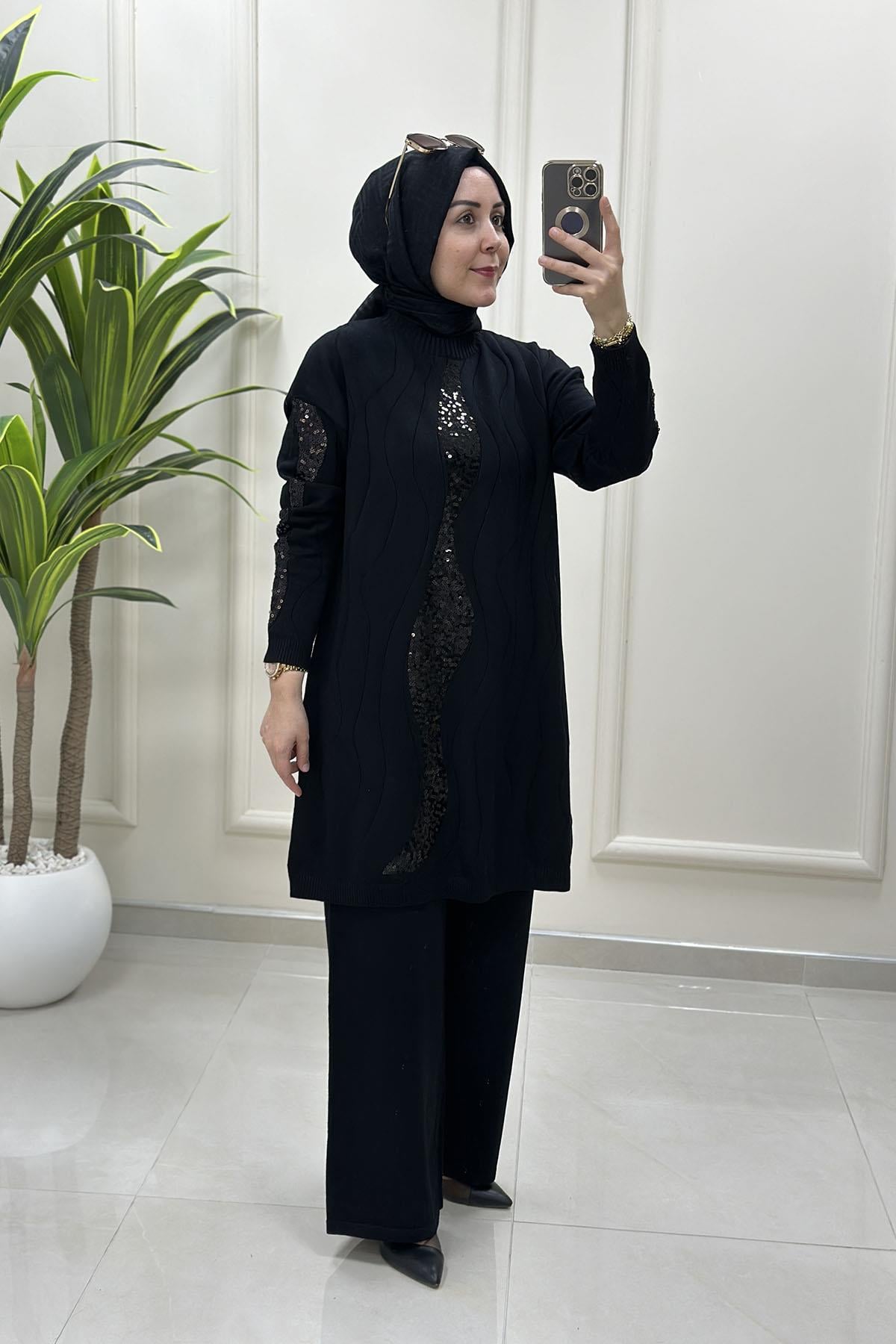 Tesettür Pantolonlu TakımDüşük Omuz Pulpayet Detaylı Tunik ve Pantolon Kadın Triko Takım Siyah SFF 5158