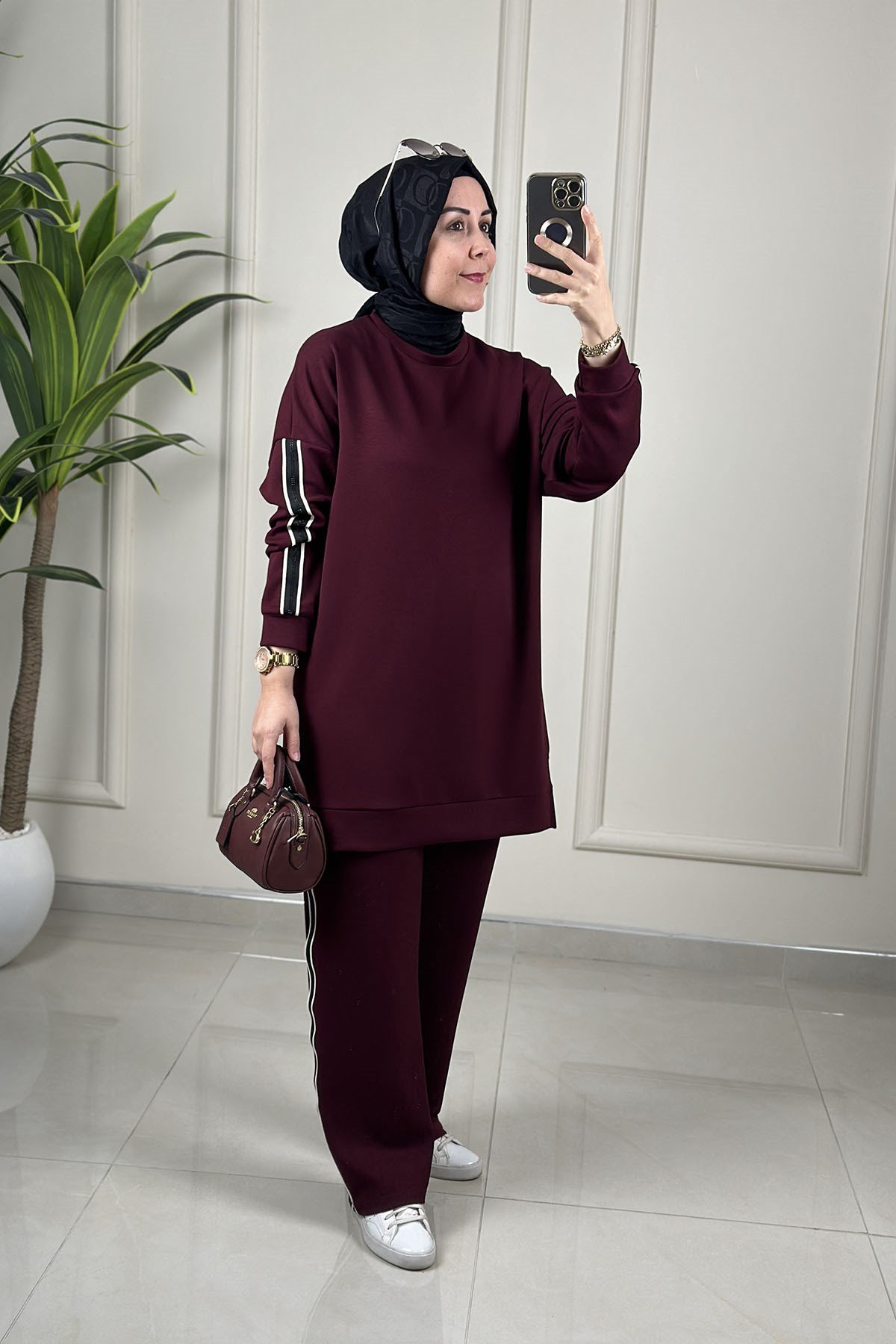Tesettür Pantolonlu TakımDüşük Omuz Şerit Detaylı Tunik ve Pantolon Kadın İkili Takım Bordo GNR 262