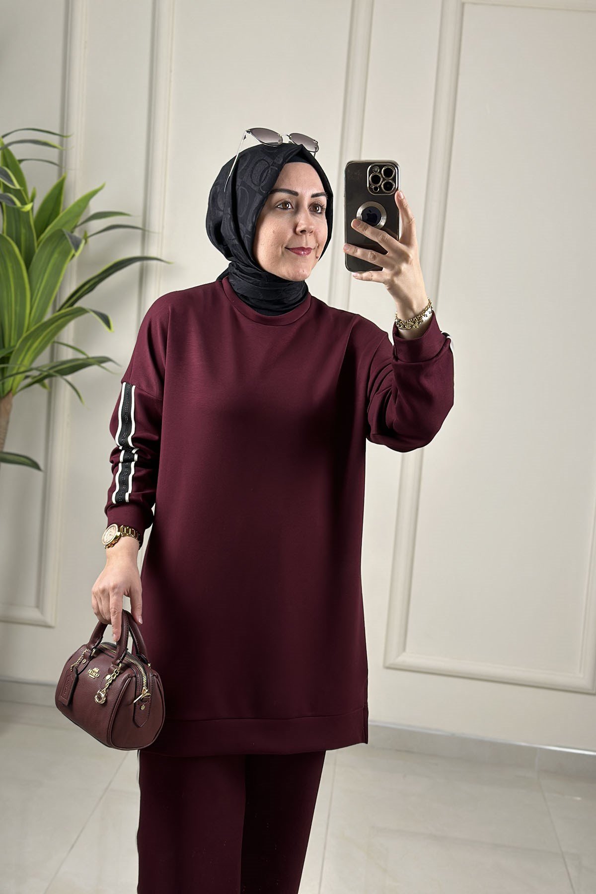 Tesettür Pantolonlu TakımDüşük Omuz Şerit Detaylı Tunik ve Pantolon Kadın İkili Takım Bordo GNR 262