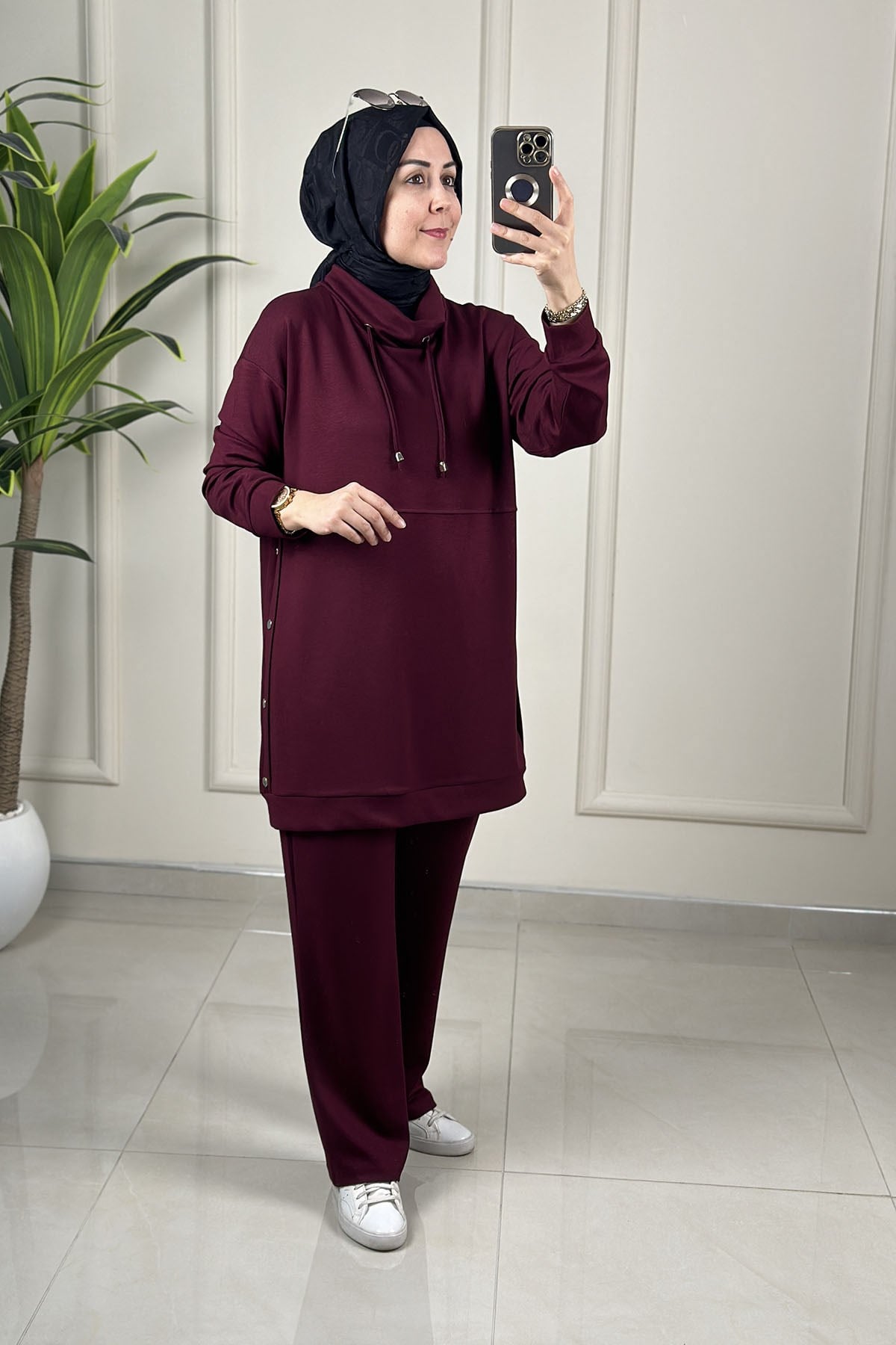 Tesettür Pantolonlu TakımDüşük Omuz Yanı Zımba Detaylı Tunik ve Pantolon Kadın İkili Takım Bordo GNR 261
