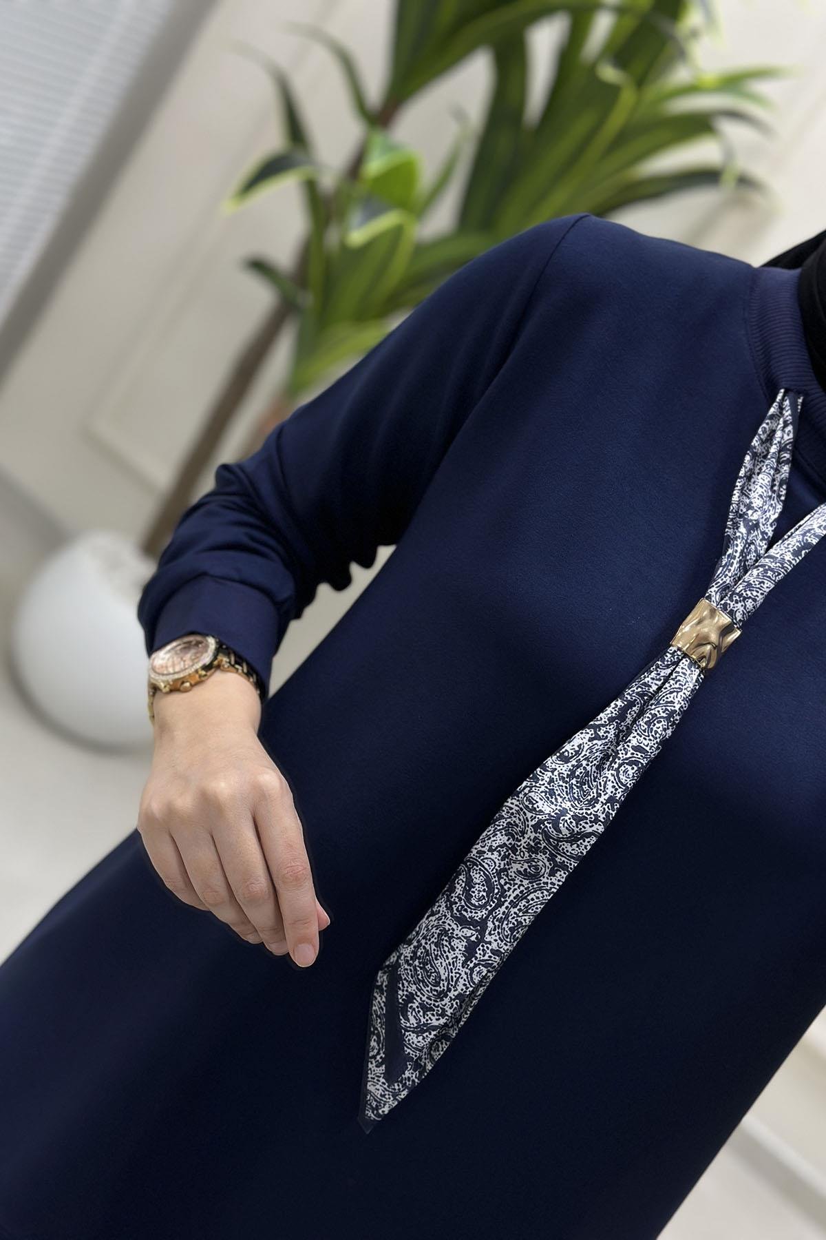 Tesettür Pantolonlu TakımFular Detaylı Tunik ve Pantolon Kadın İkili Takım Lacivert KADO 257647