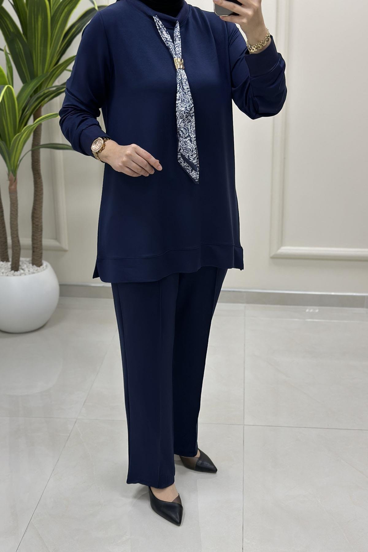 Tesettür Pantolonlu TakımFular Detaylı Tunik ve Pantolon Kadın İkili Takım Lacivert KADO 257647