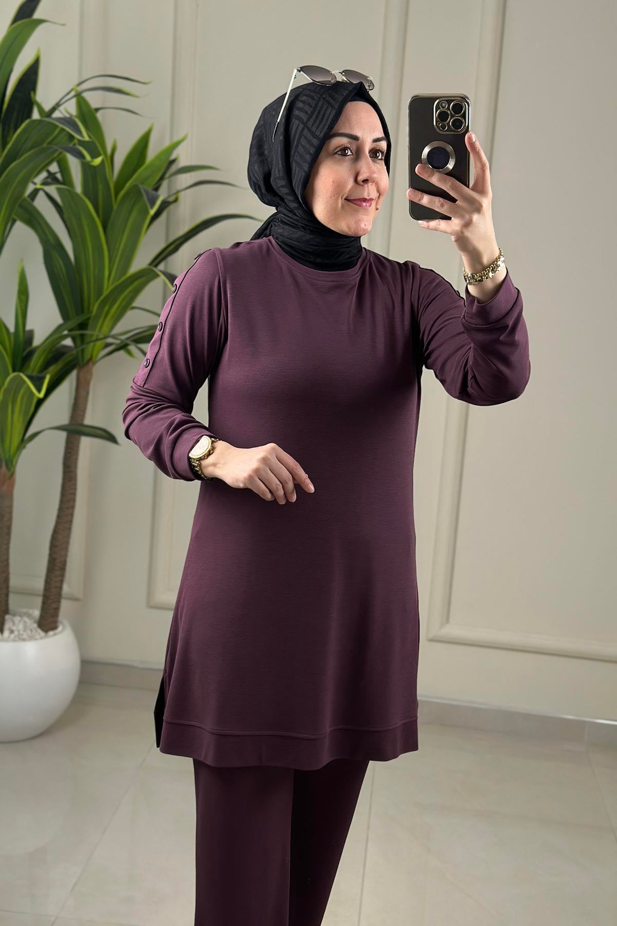 Tesettür Pantolonlu TakımKol Düğme Detaylı Tunik ve Pantolon Kadın İkili Takım Mürdüm MP 2668