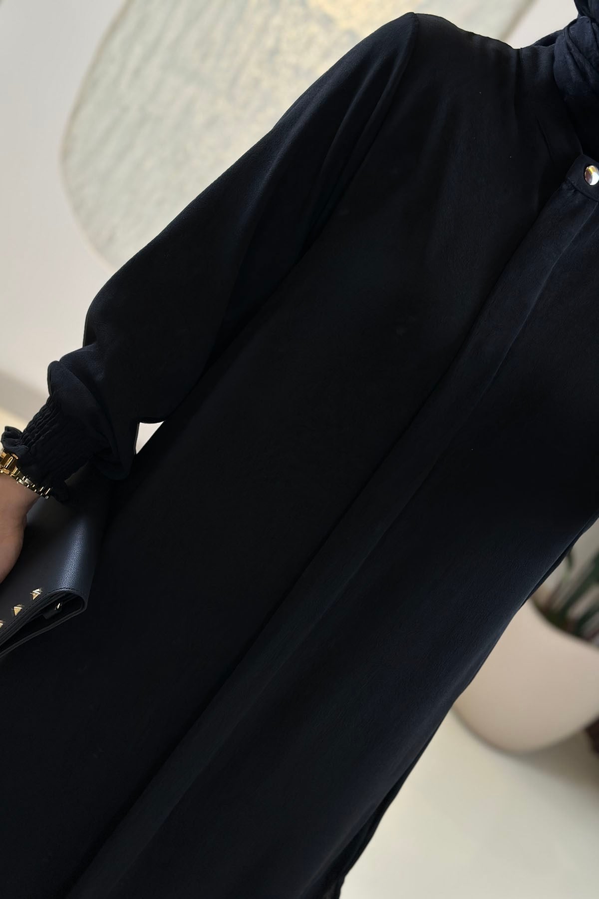 Tesettür Pantolonlu TakımKolu Büzgülü Uzun Tunik ve Bol Paça Pantolon Kadın İkili Takım Siyah KADO 251479