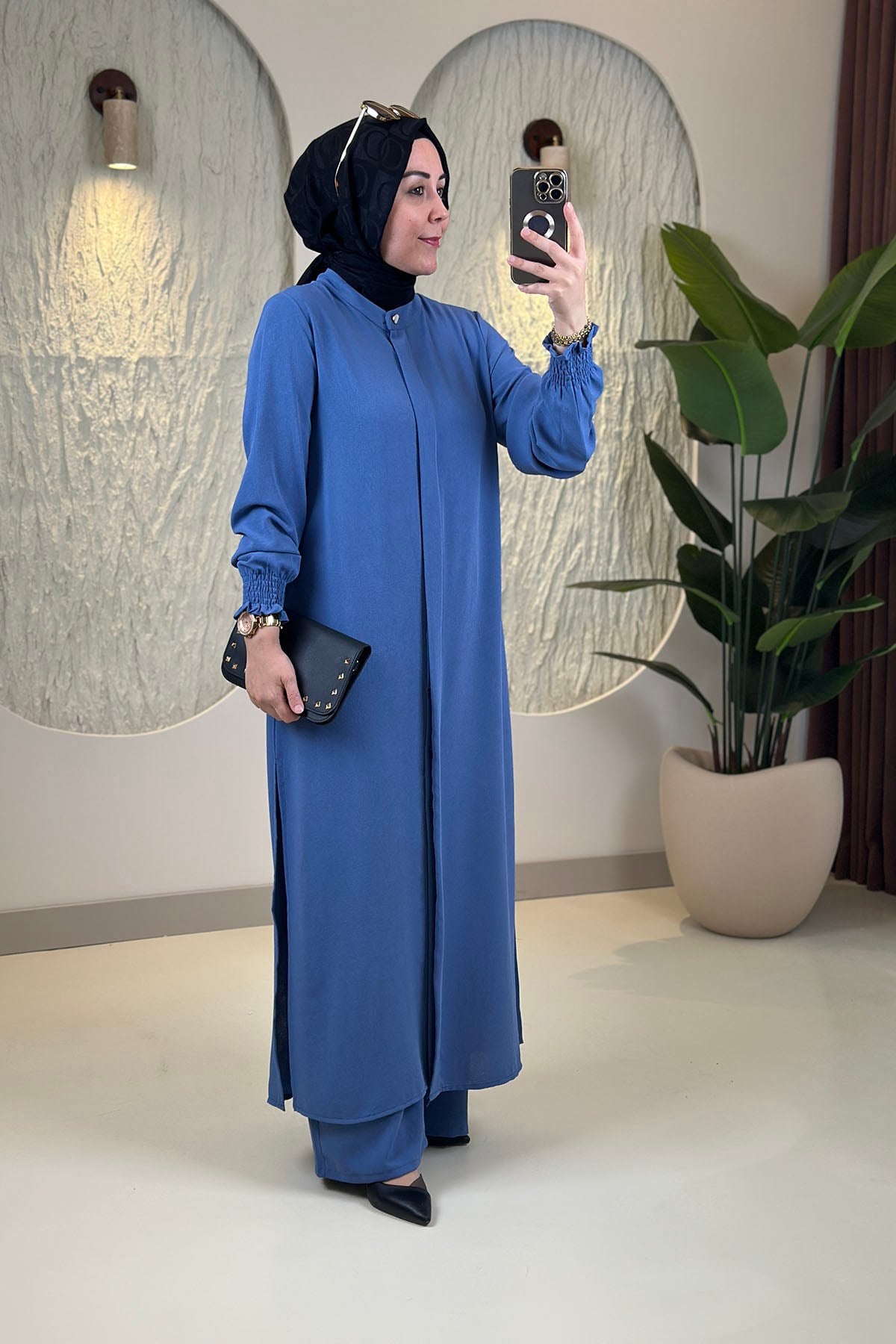 Tesettür Pantolonlu TakımKolu Büzgülü Uzun Tunik ve Bol Paça Pantolon Kadın İkili Takım Vizon İndigo 251479