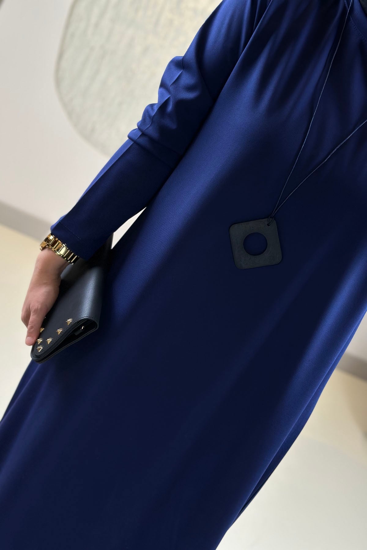 Tesettür Pantolonlu TakımModal Penye Kolyeli Tunik ve Pantolon Kadın İkili Takım Lacivert KADO 268630
