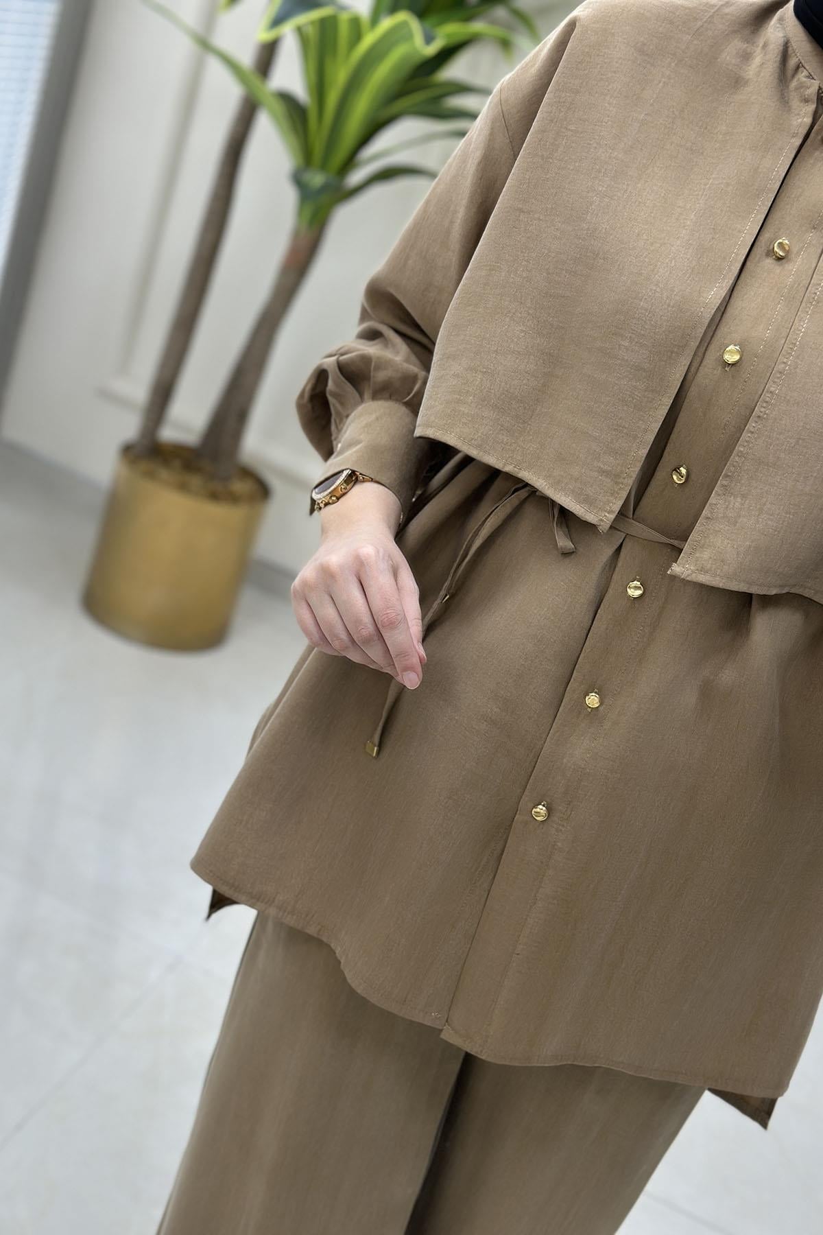 Tesettür Pantolonlu TakımÖnü Düğmeli Allerli Tunik ve Pantolon Kadın İkili Takım Camel SFF 1942