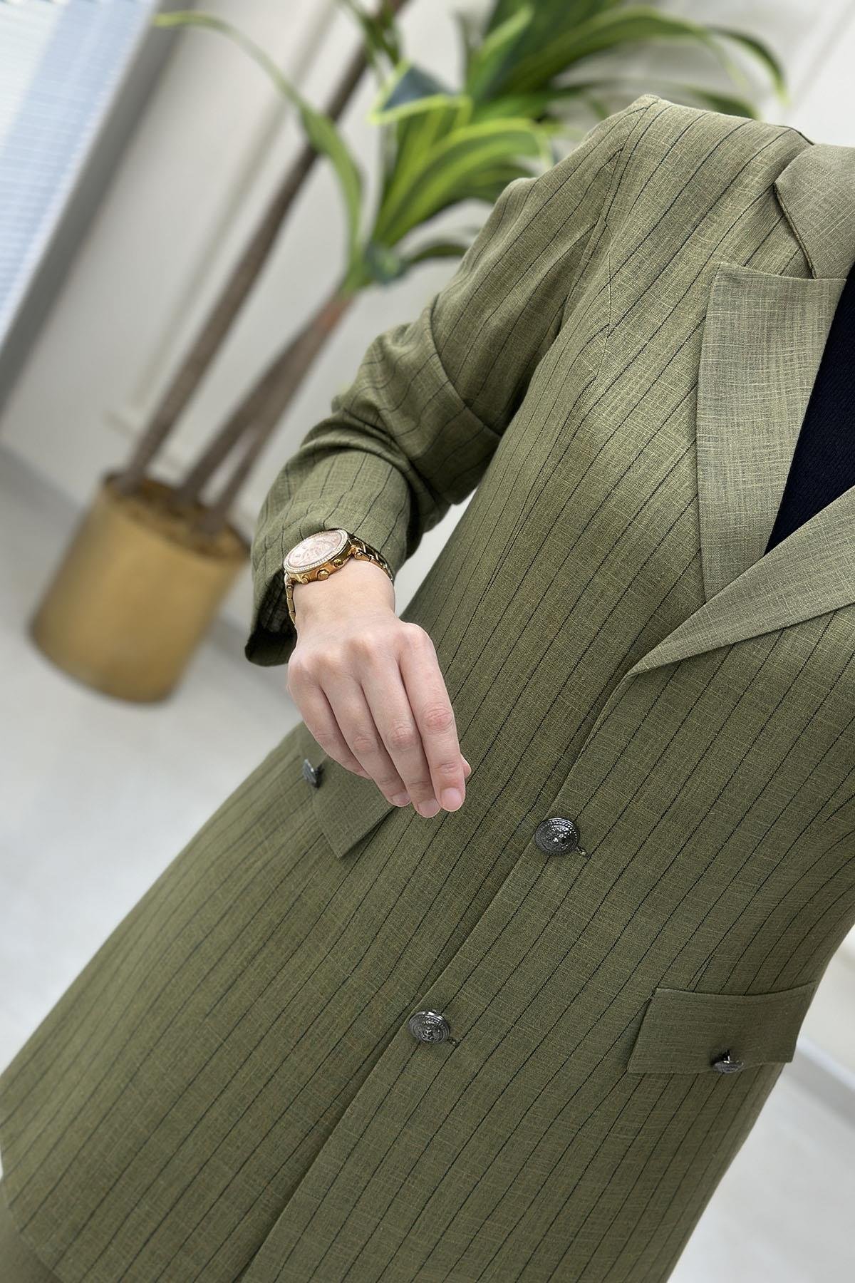 Tesettür Pantolonlu TakımÖnü Düğmeli Çizgi Desen Ceket ve Pantolon Kadın İkili Takım Yeşil CNR 2068