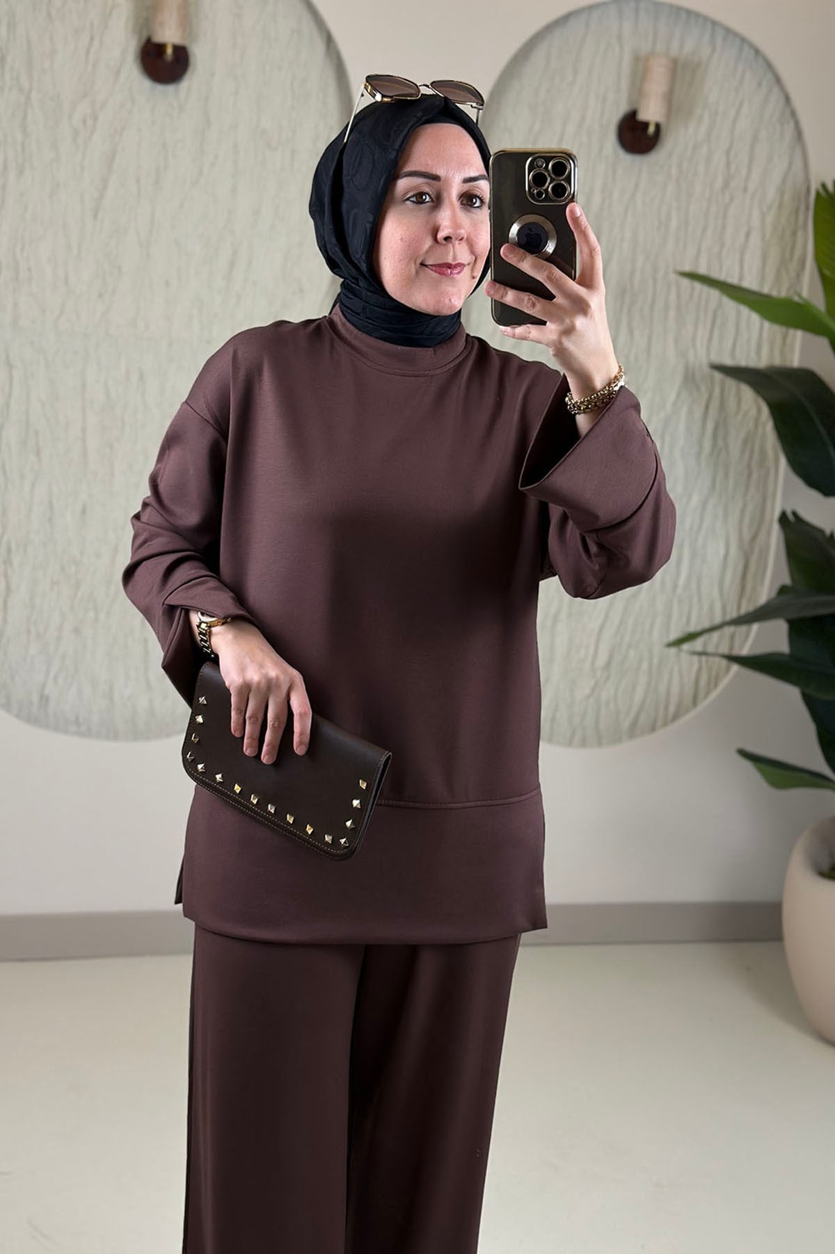 Tesettür Pantolonlu TakımOysho Düşük Omuz Tunik ve Pantolon Kadın İkili Takım Kahverengi HTN 9122