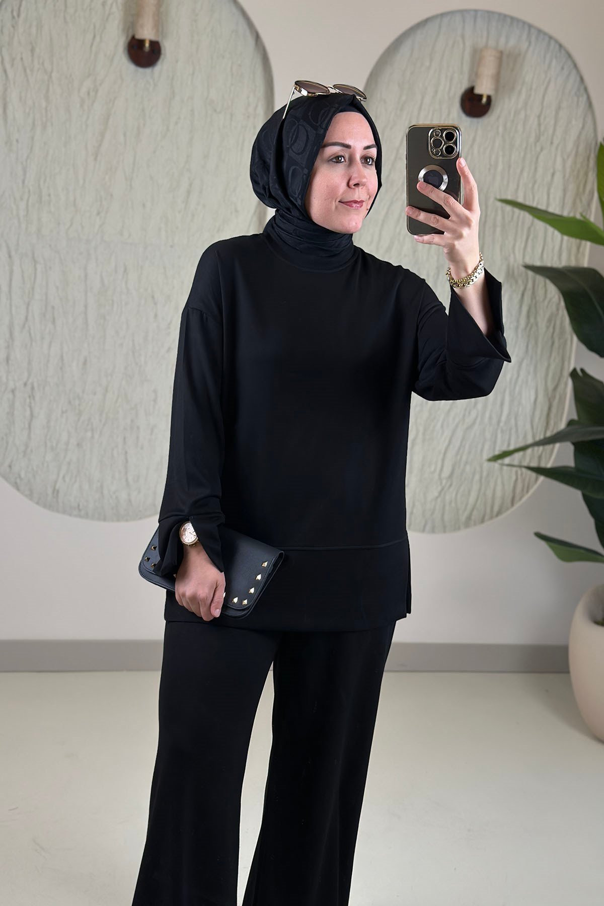 Tesettür Pantolonlu TakımOysho Düşük Omuz Tunik ve Pantolon Kadın İkili Takım Siyah HTN 9122