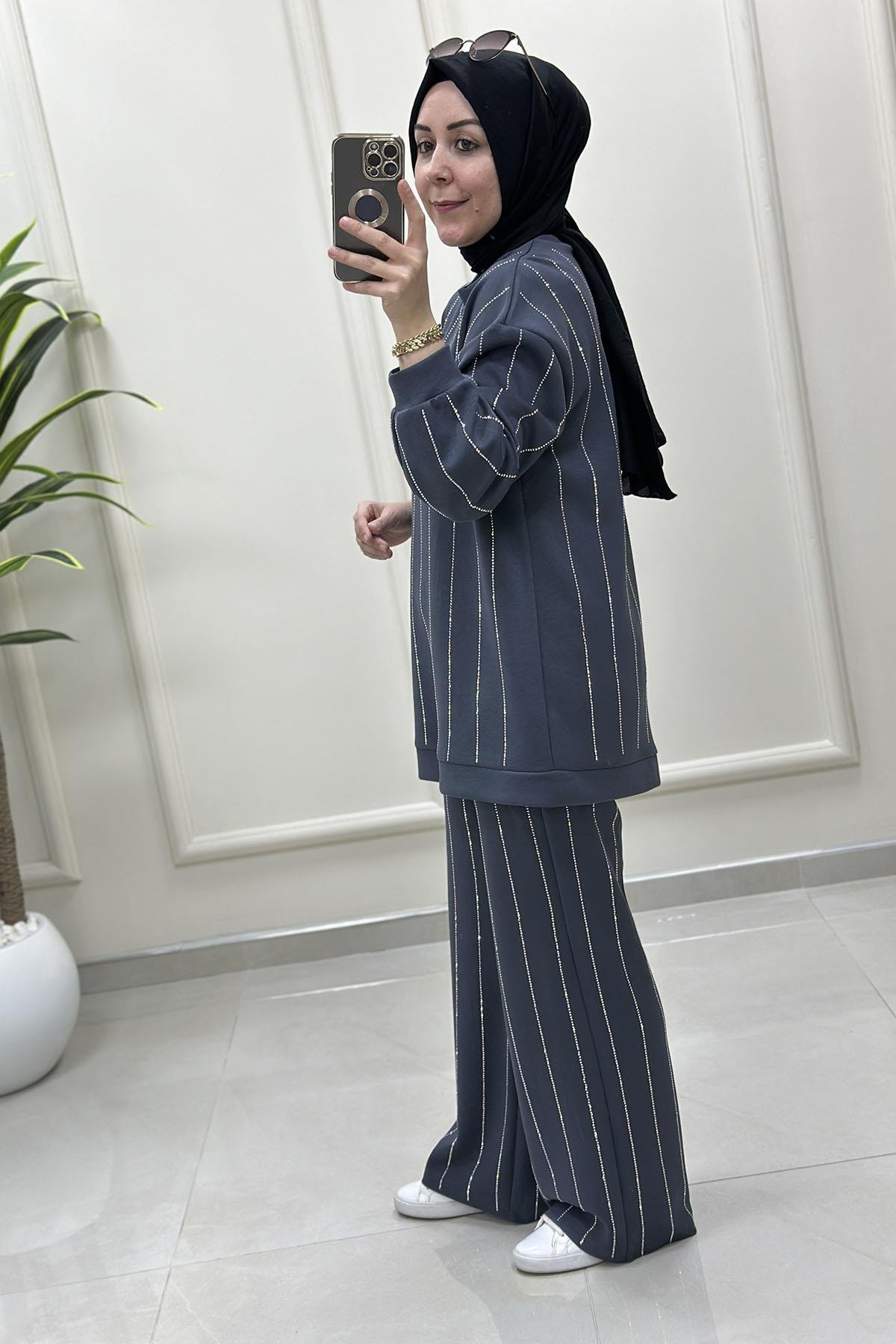 Tesettür Pantolonlu TakımOysho Düşük Omuz Taş Detaylı Tunik ve Pantolon Kadın İkili Takım Antrasit MSE 8153