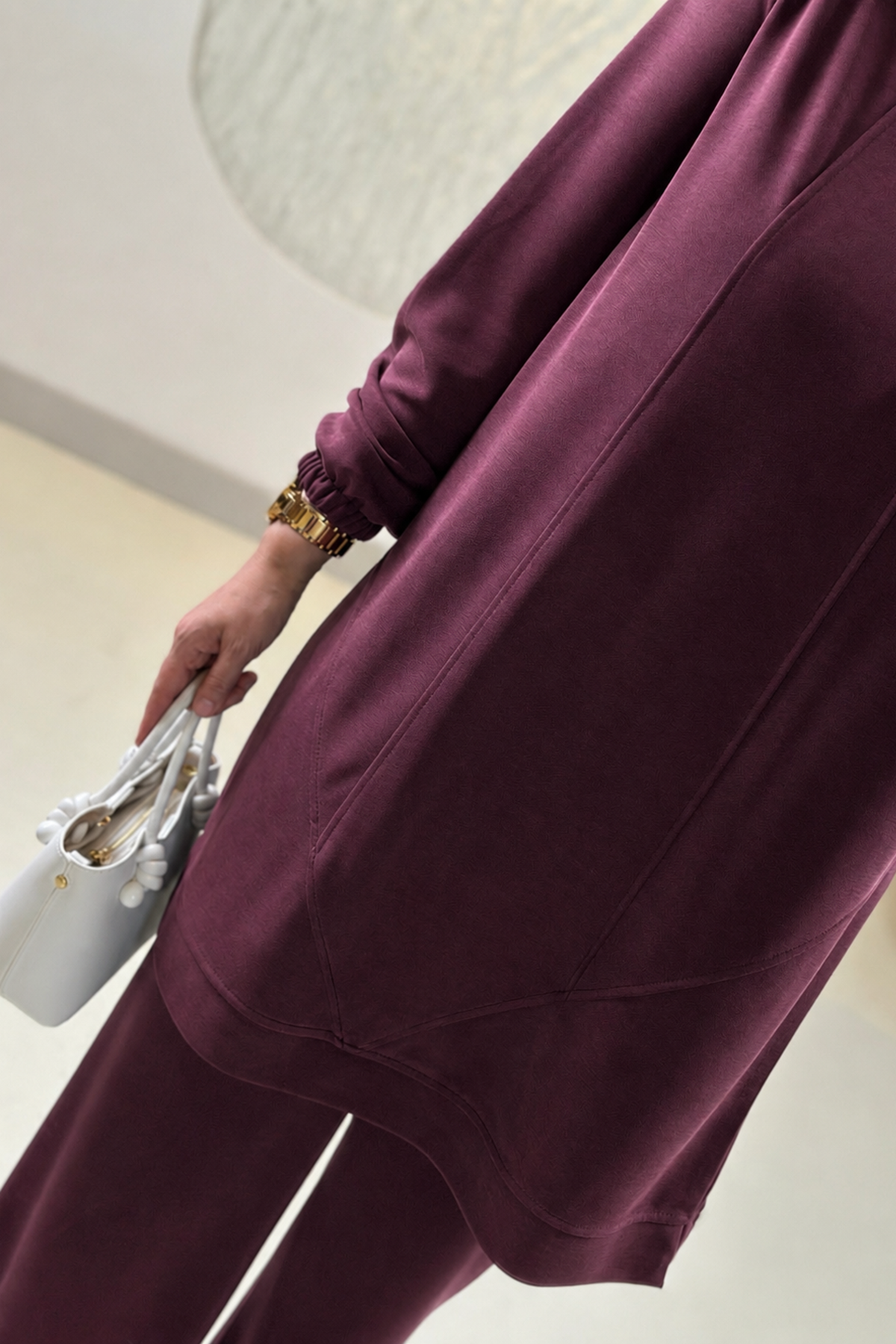Tesettür Pantolonlu TakımPike Kumaş Biye Detaylı Tunik ve Pantolon Kadın İkili Takım Mürdüm KADO 268220