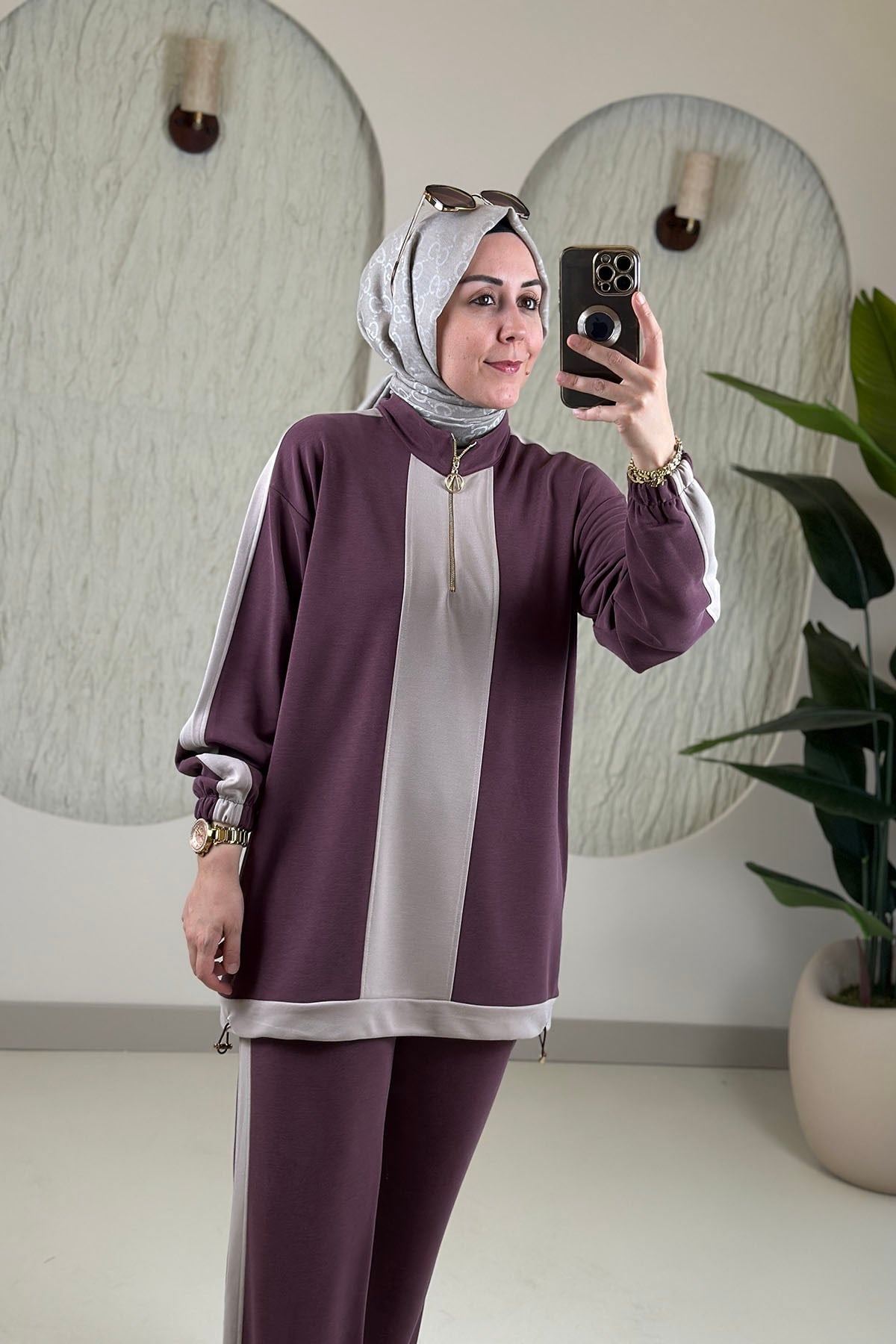 Tesettür Pantolonlu TakımPike Kumaş Renk Garnili Tunik ve Pantolon Kadın İkili Takım Açık Mürdüm GNR 264 