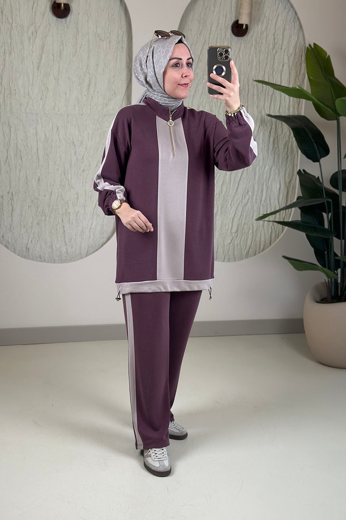 Tesettür Pantolonlu TakımPike Kumaş Renk Garnili Tunik ve Pantolon Kadın İkili Takım Açık Mürdüm GNR 264 