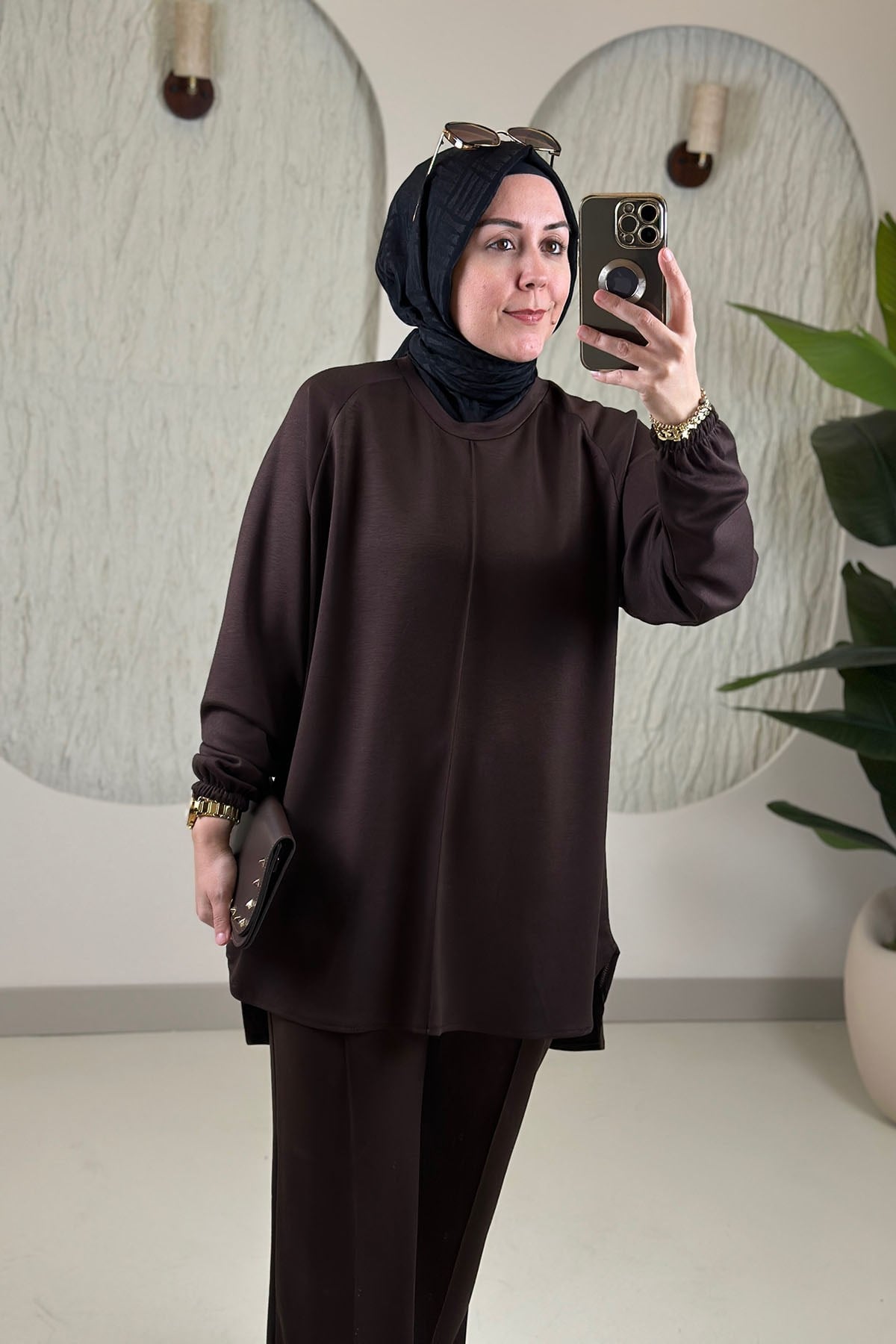Tesettür Pantolonlu TakımReglan Kol Tunik ve Çimalı Pantolon Kadın İkili Takım Kahverengi GNR 268