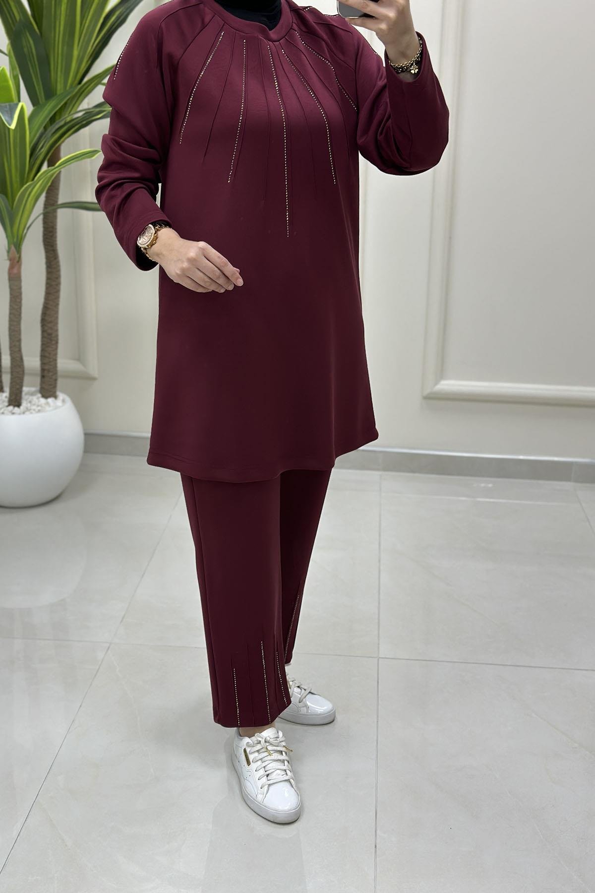 Tesettür Pantolonlu TakımReglan Kol Tunik ve Pantolon Taş Detaylı Kadın İkili Takım Bordo VOL 1606