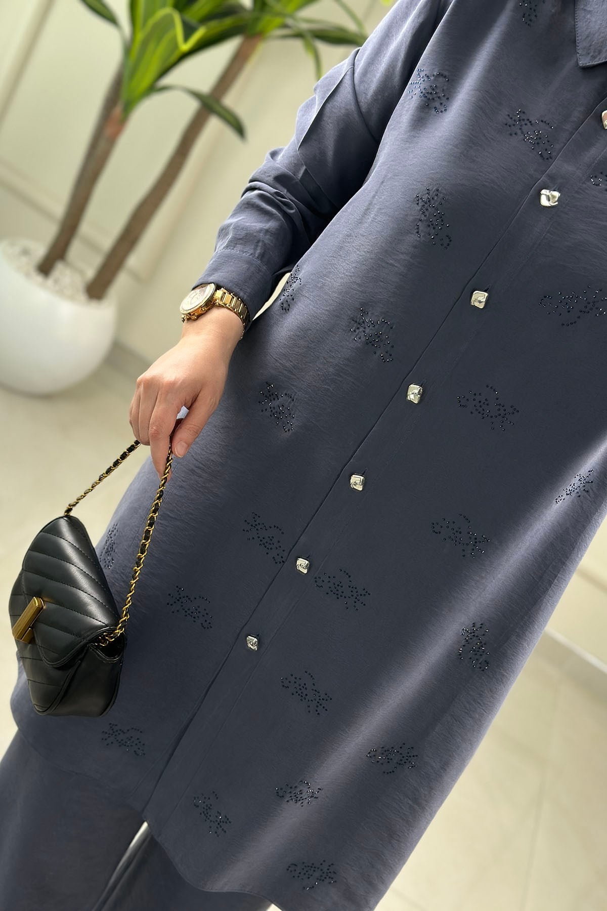 Tesettür Pantolonlu TakımTensel Qupra Önü Düğmeli Taş Detaylı Tunik ve Pantolon Kadın İkili Takım İndigo DRN 3114