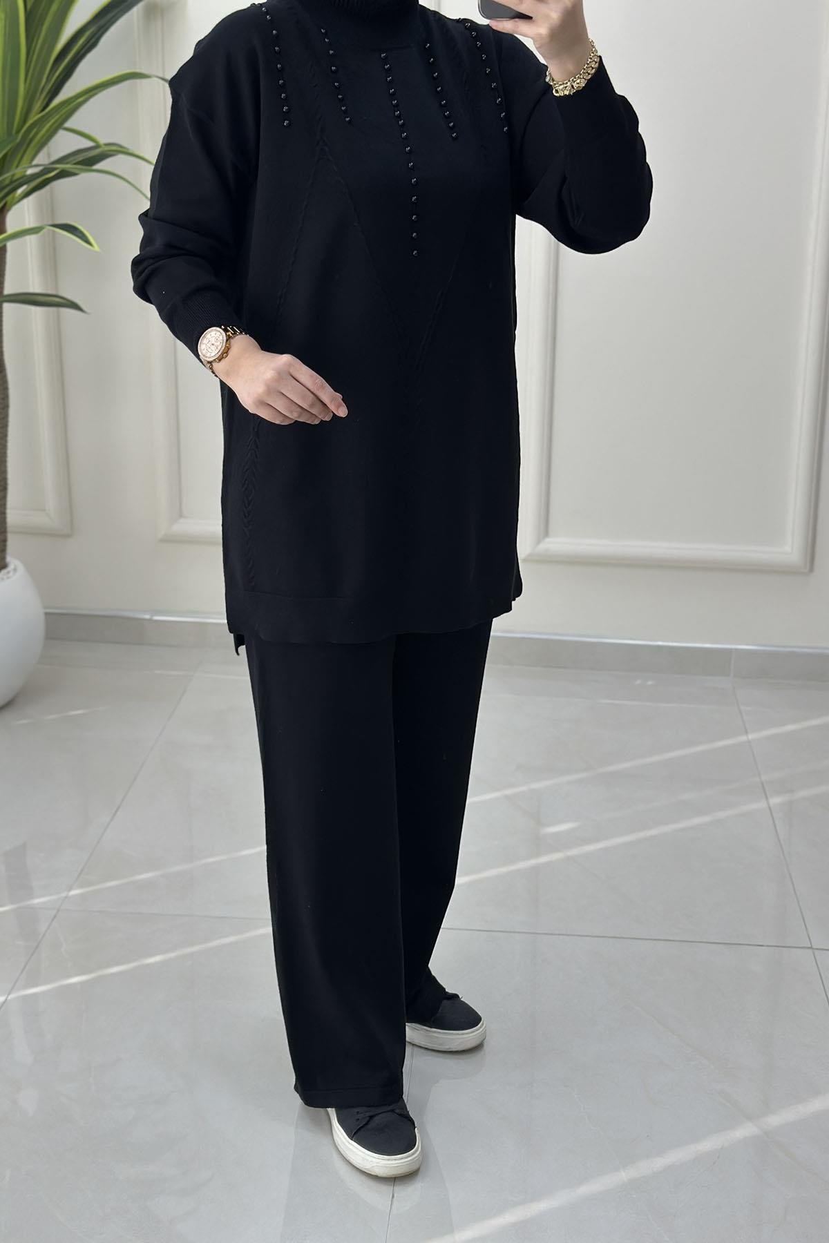 Tesettür Pantolonlu TakımTriko Düşük Omuz İnci Detaylı Tunik ve Pantolon Kadın İkili Takım Siyah SFF 5137